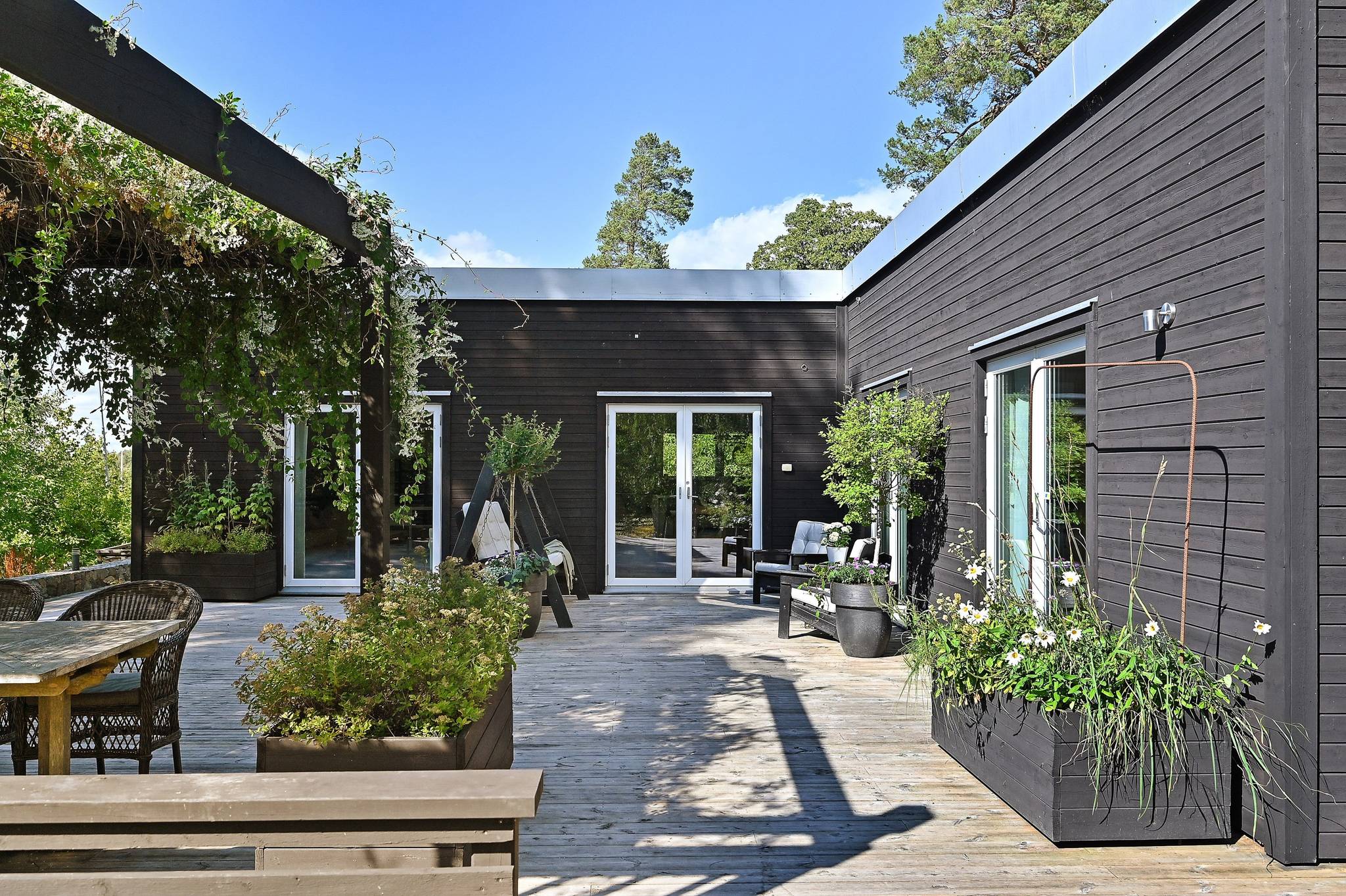 6 rum Villa på Bigårdsvägen 8 Närlunda Ekerö kommun - bild 1