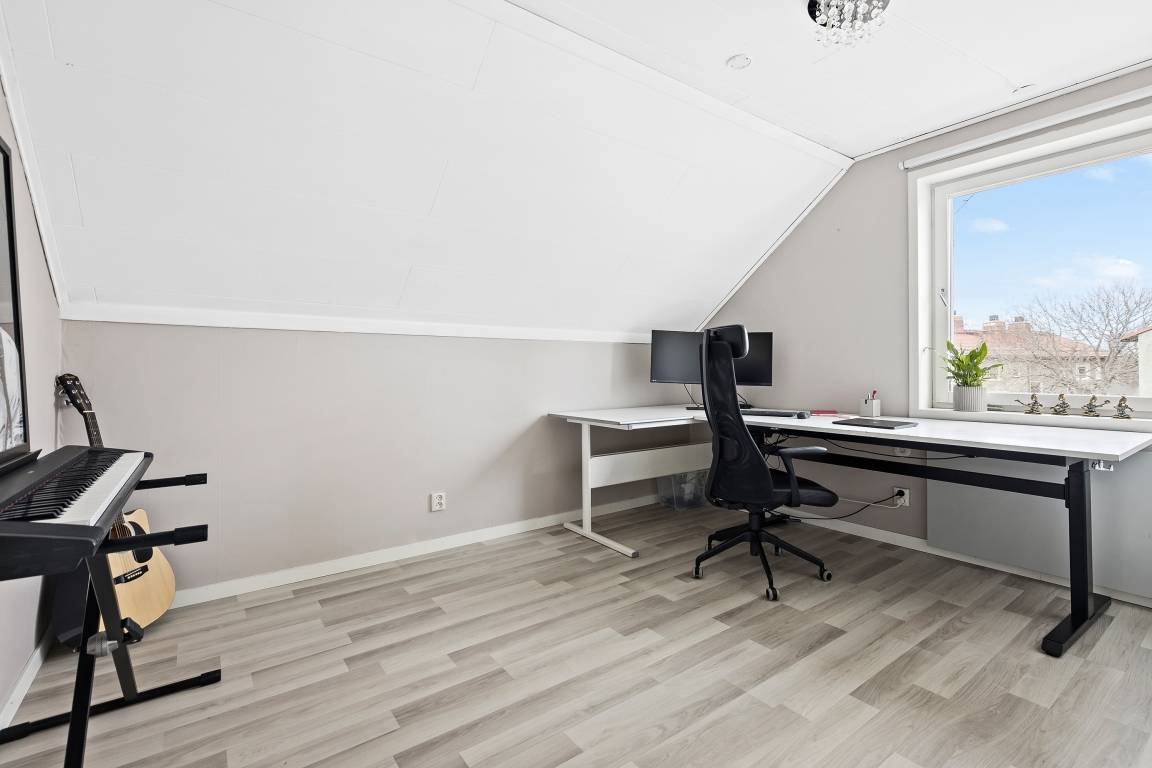 8 rum Villa på Pilotvägen 10 Barkarby Järfälla kommun - bild 20