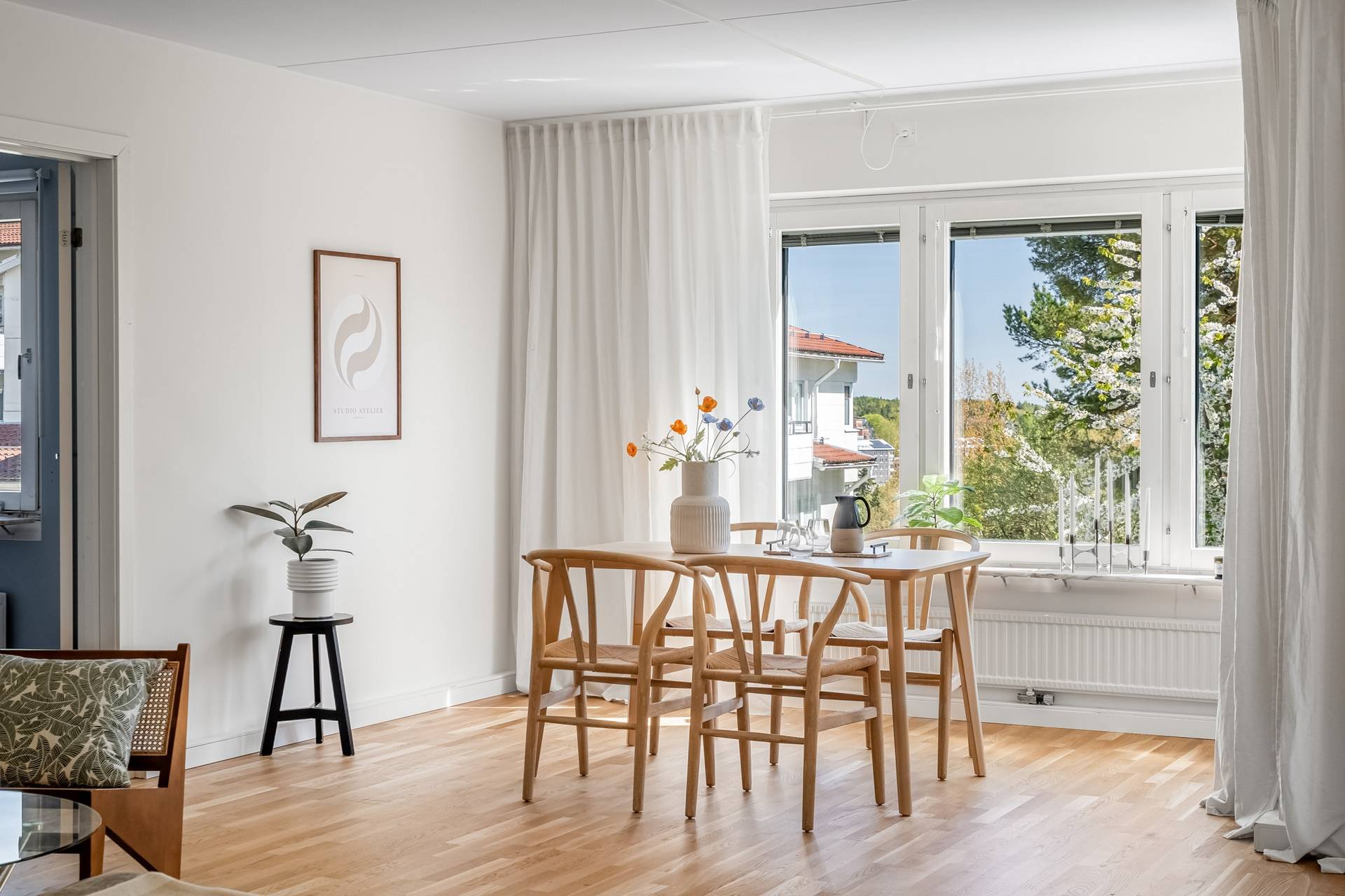 2 rum Lägenhet på Mjölnerbacken 71 Rissne/Sundbyberg Sundbybergs kommun - bild 2