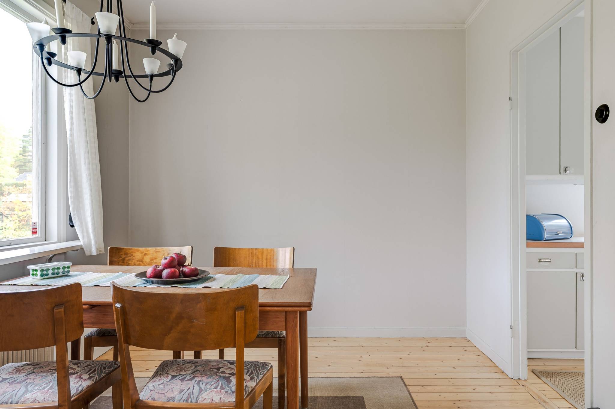 172 m² Villa på Hyltingevägen 11 Malmköping Flens kommun - bild 11