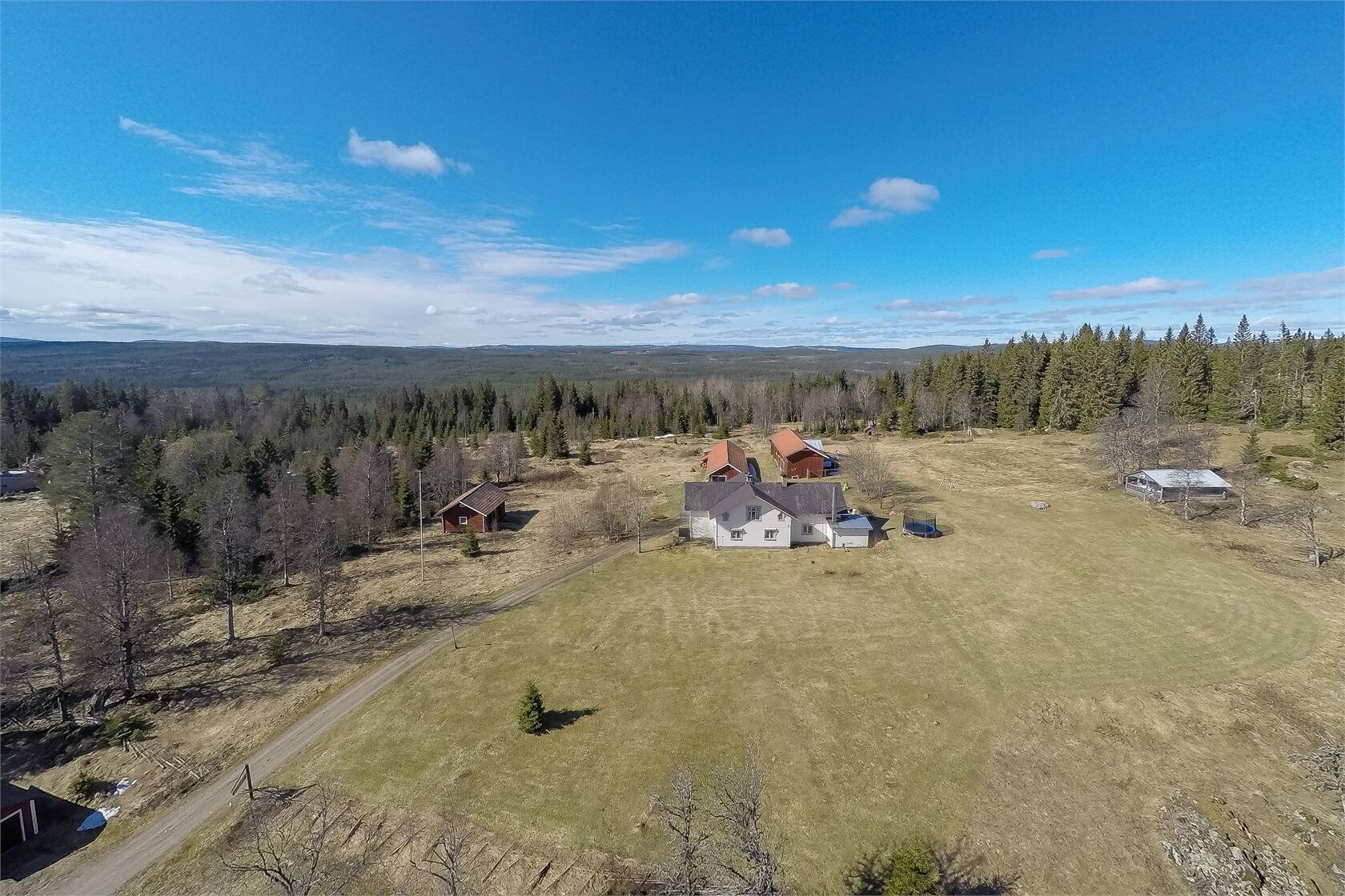 6 rum Gård utan jordbruk på Aspberget 7 - Nygården Höljes Torsby kommun - bild 51