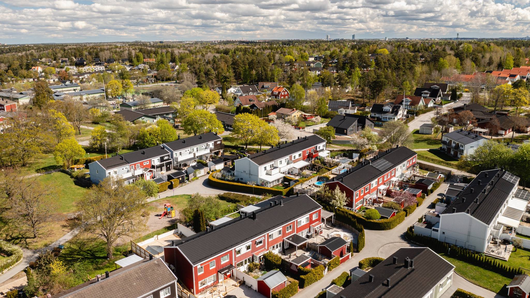 4 rum Radhus på Blomsterkungsvägen 142 Hässelby/Backlura Stockholms kommun - bild 28