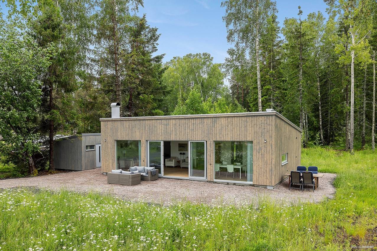 3 rum villa på Strandvägen 17B Östhammar, Östhammars kommun - bild 1