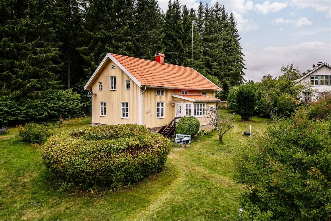 8 rum Vinterbonat fritidshus på Fivlered Halltorp Fivlered Falköpings kommun - bild 36