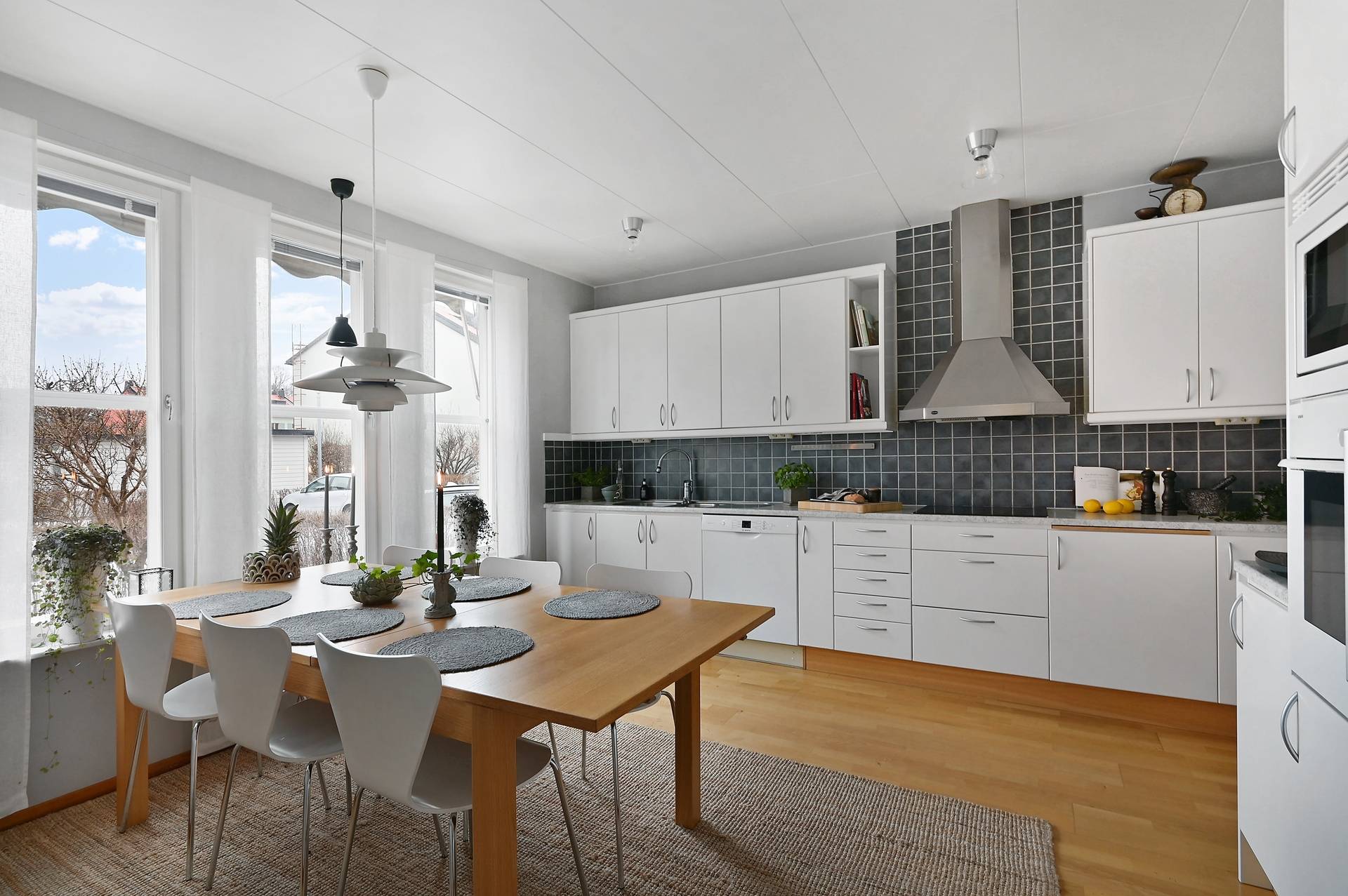 5 rum Par-/kedje-/radhus på Ankarsrumsgatan 53, 16350 Spånga Spånga Solhem Stockholms kommun - bild 2