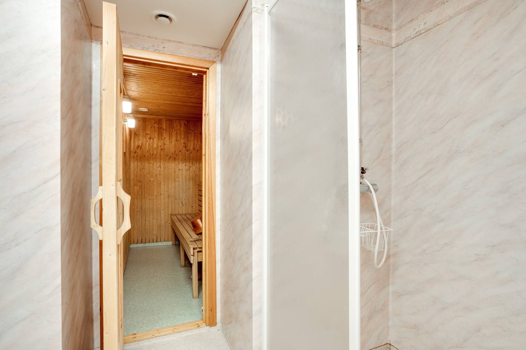3 rum Radhus på Bergslagsgatan 23B Ringstorp Örebro kommun - bild 31