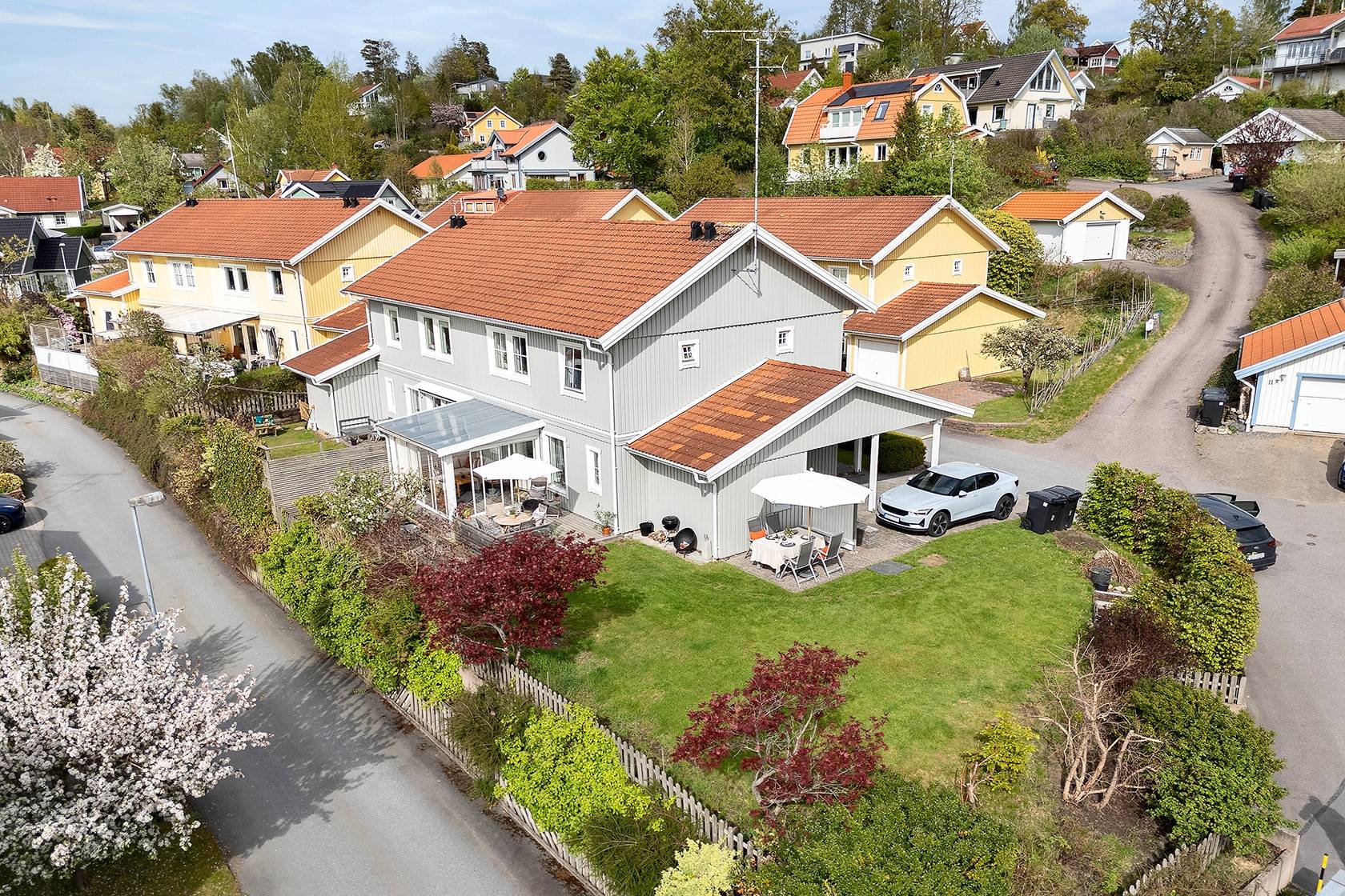 5 rum parhus på Hasselvägen 25 Mölnlycke - Skogen, Härryda kommun - bild 2