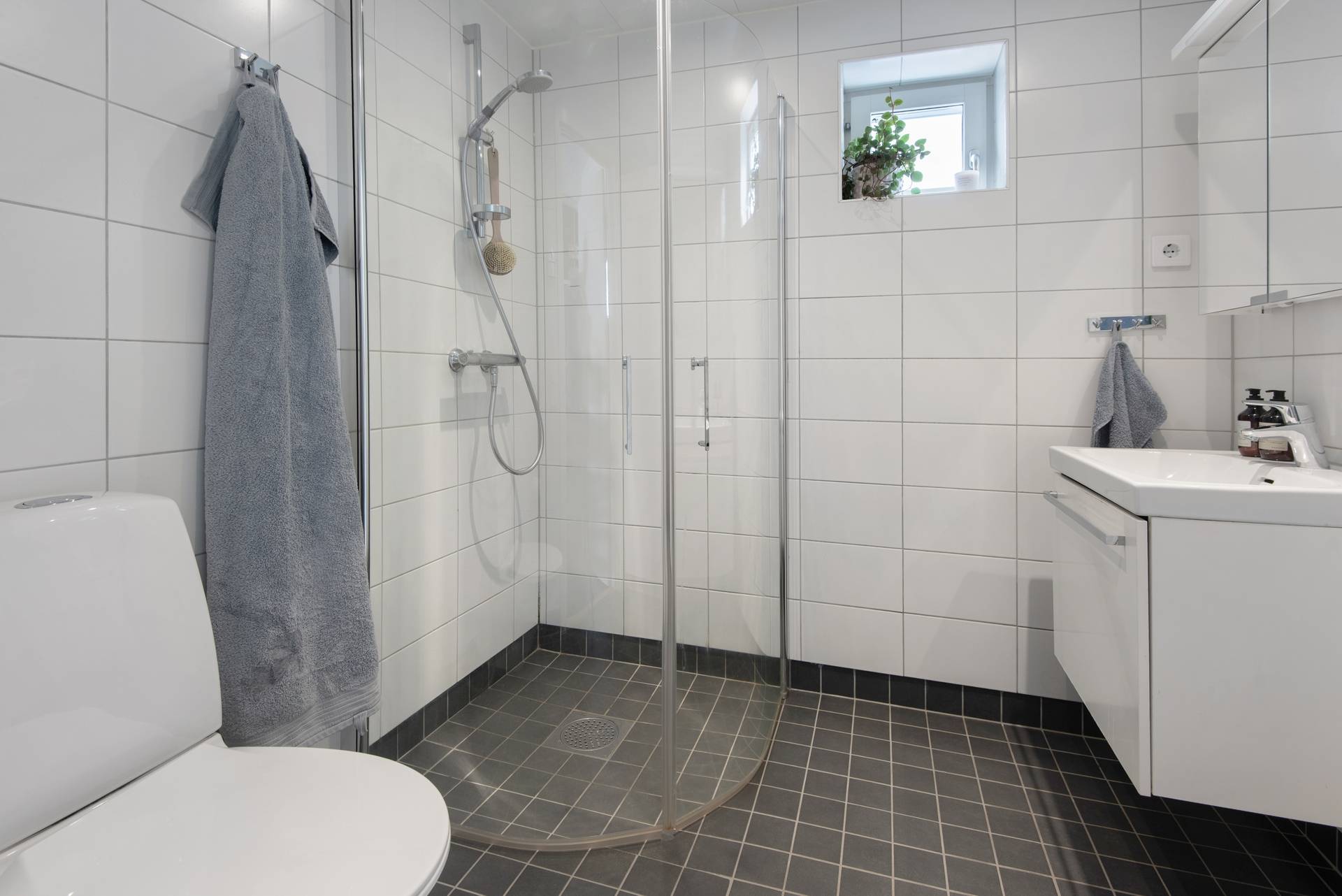 5 rum Kedjehus på Amalia Lindegrens väg 10 Sköndal Stockholms kommun - bild 23