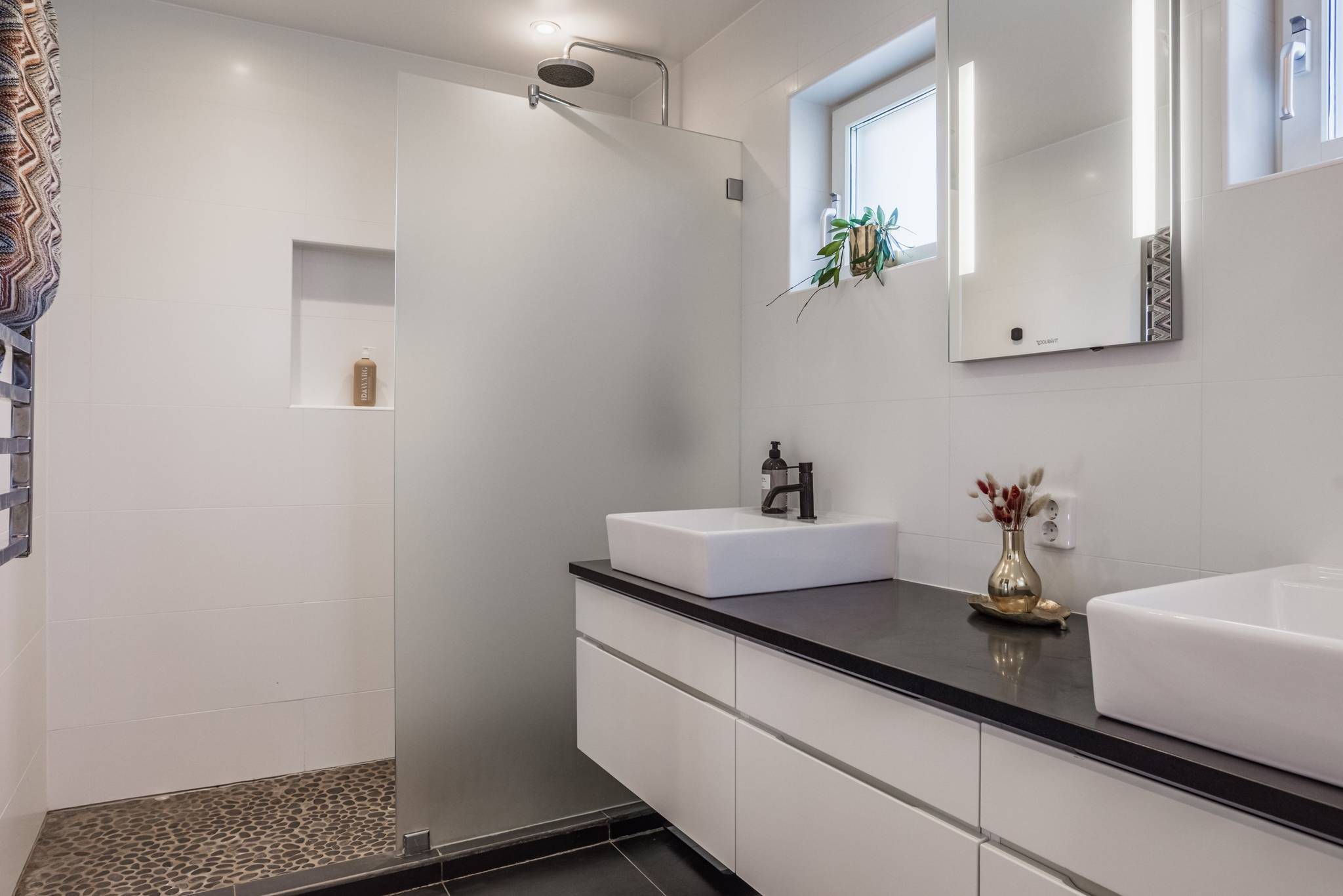 7 rum Villa på SÄTTERFJÄRDSVÄGEN 7 Margretelund Österåkers kommun - bild 36