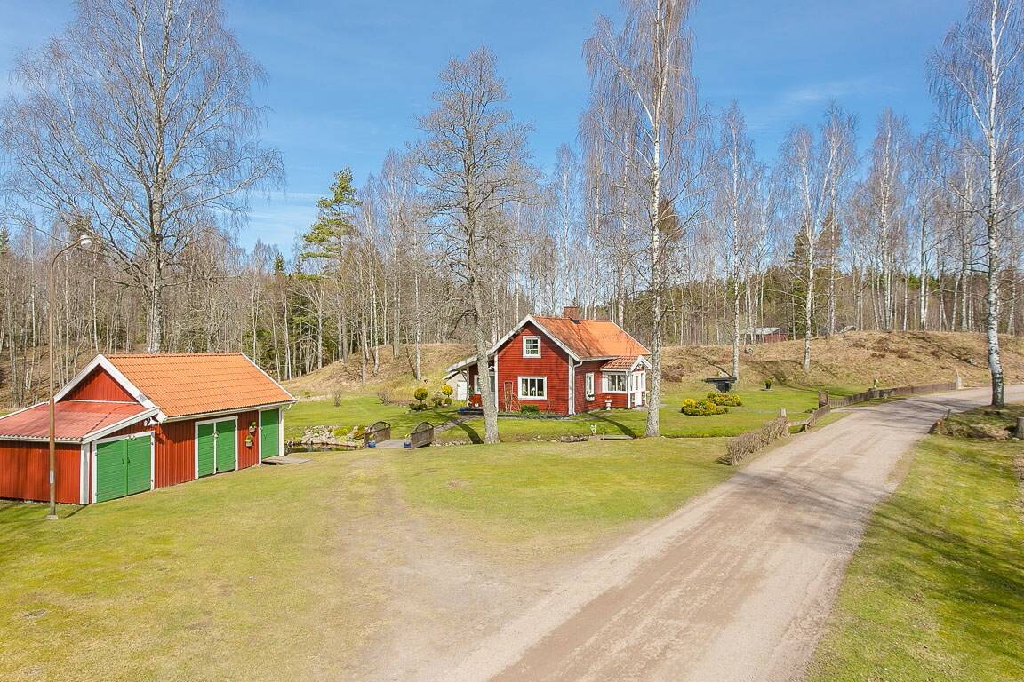 2 rum Vinterbonat fritidshus på Sörsågen Hugolund Landet utanför Tibro Tibro kommun - bild 6