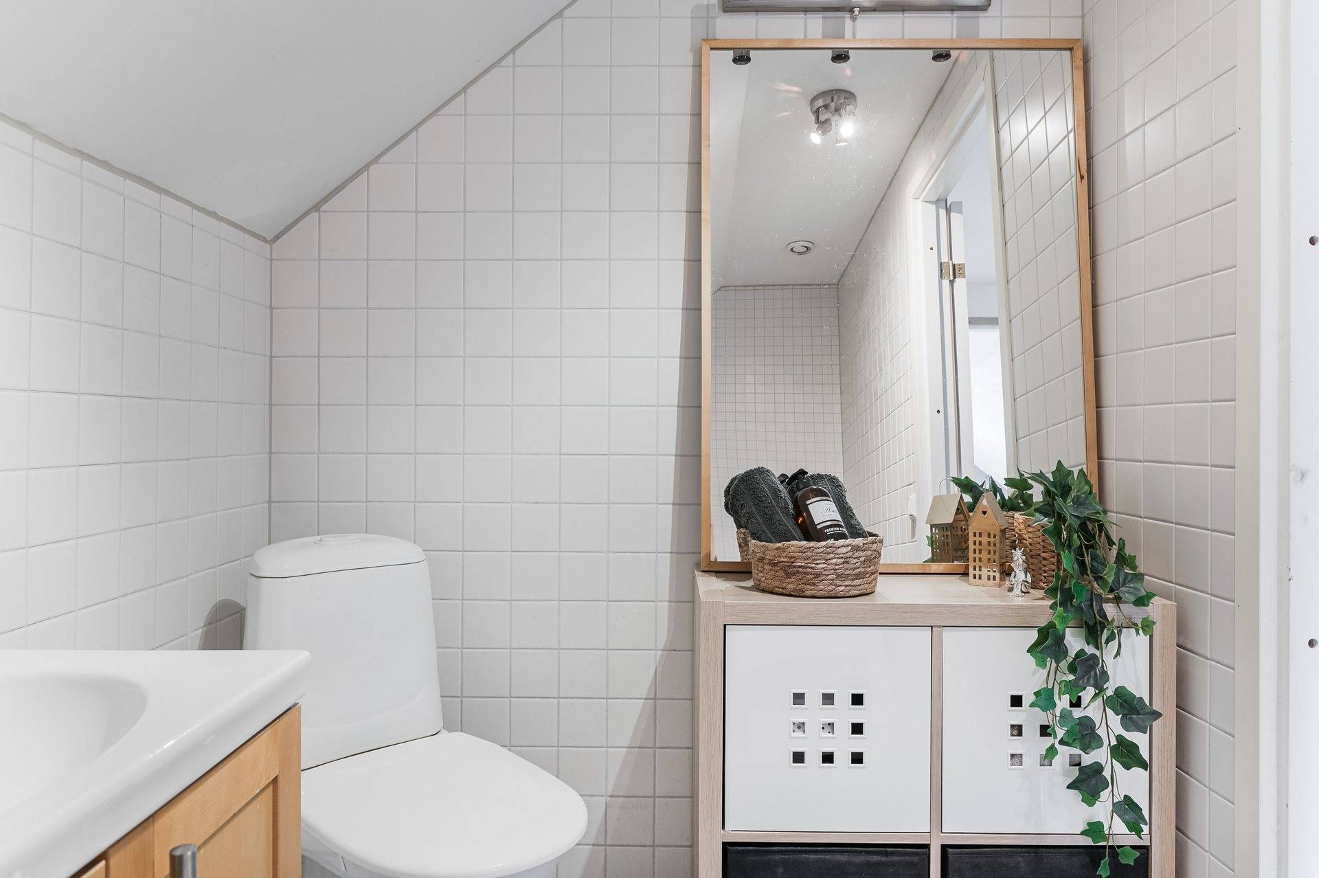 9 rum Villa på Kärrspirevägen 1 Tumba Botkyrka kommun - bild 33