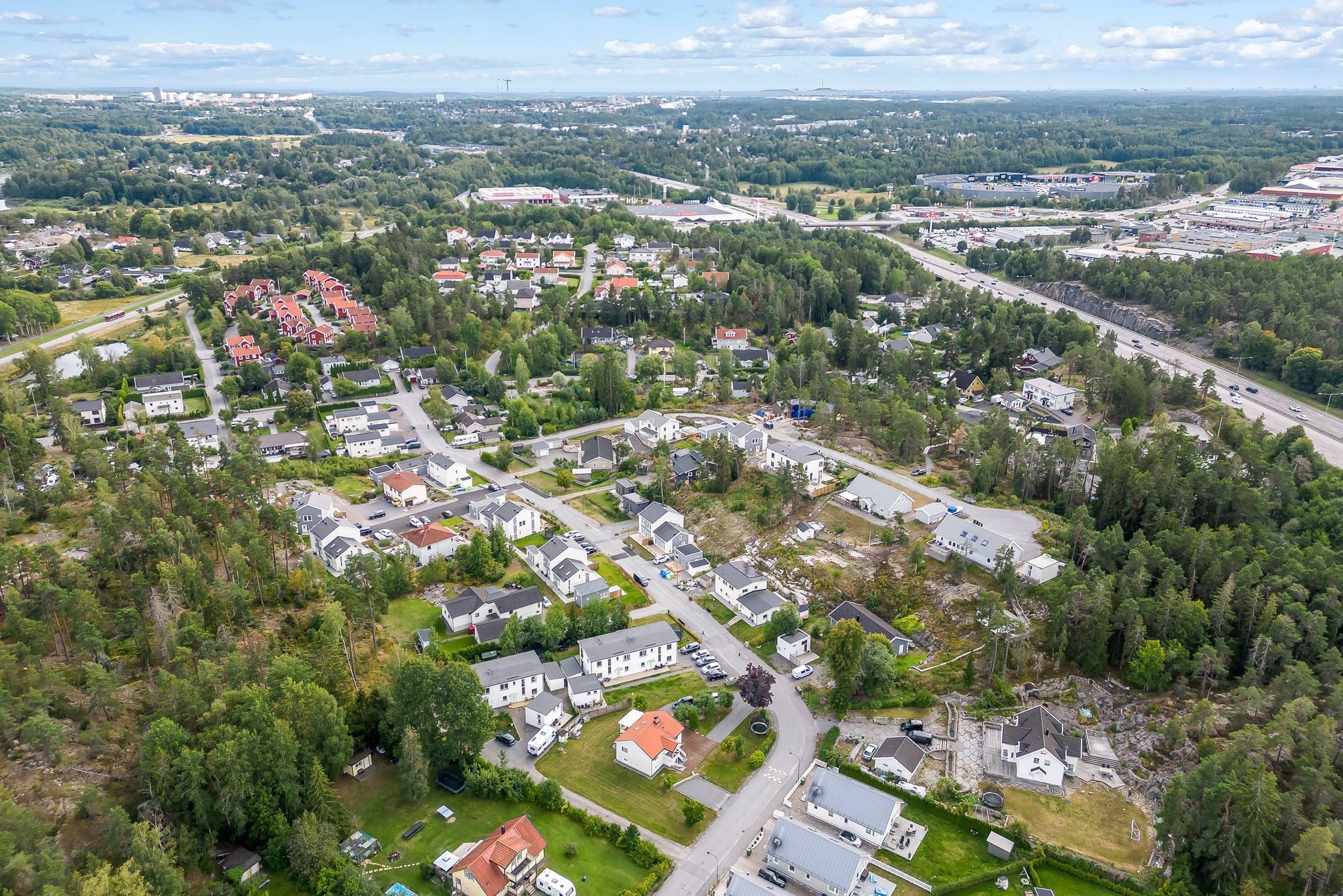 6 rum Parhus på Björnvägen 13C Länna Huddinge kommun - bild 32