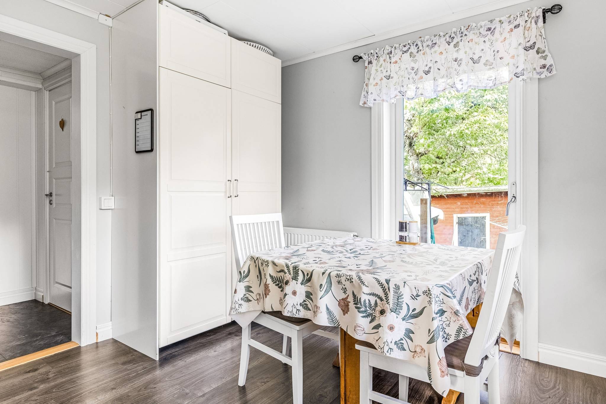 4 rum Villa på Vattugatan 8B Mjölby - Östra Mjölby kommun - bild 12