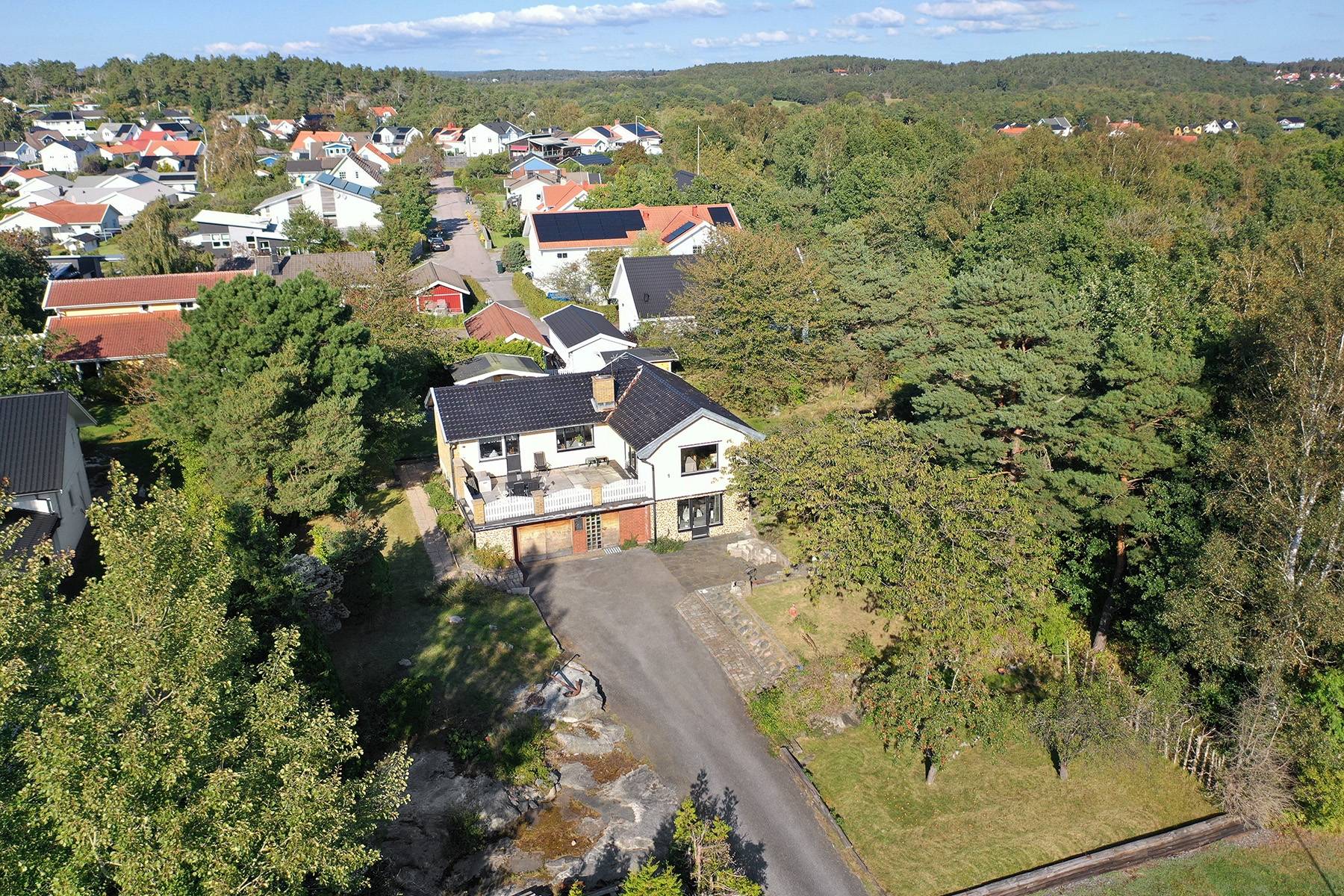 5 rum Villa på Lillebyvägen 21 Torslanda - Lilleby Göteborgs kommun - bild 2