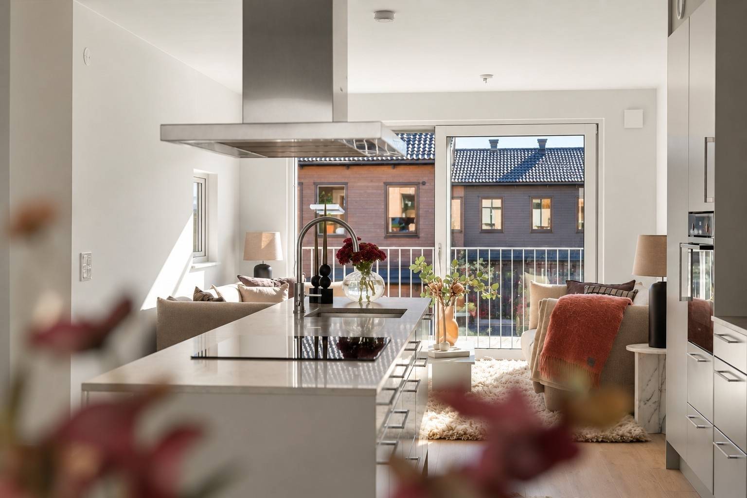 5 rum Radhus på Boplatsringen 122F Ältadalen Nacka kommun - bild 1