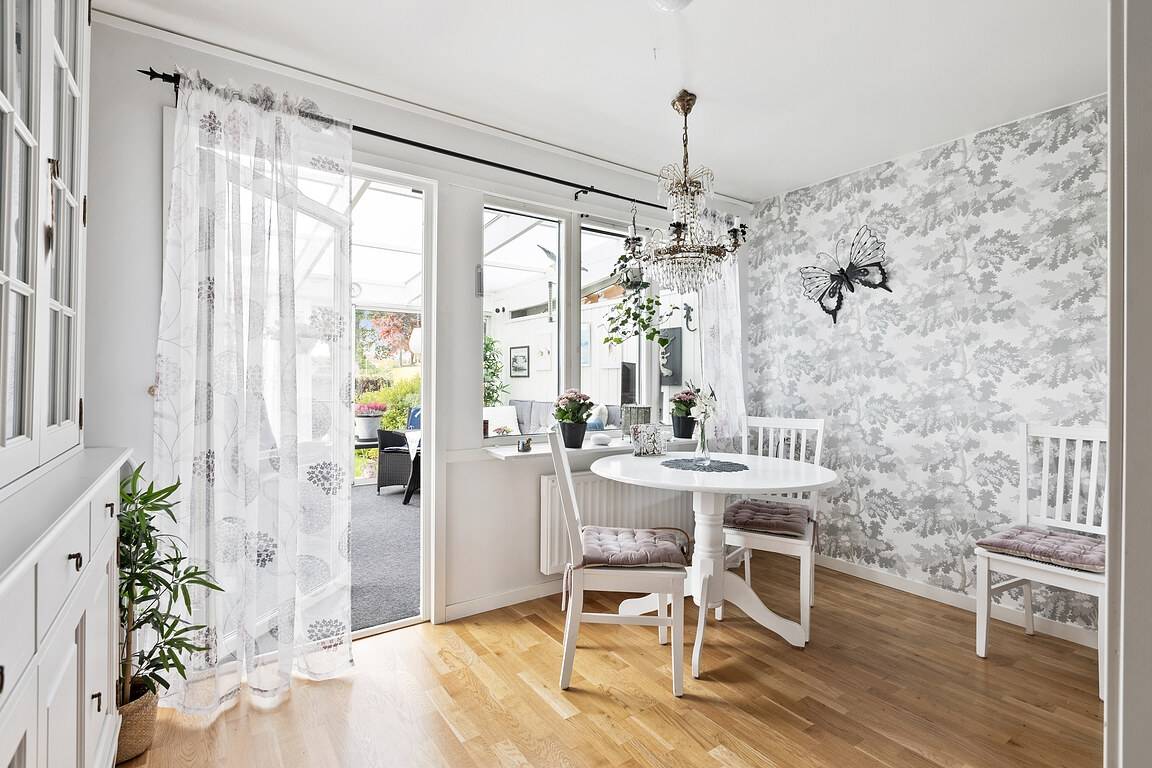 5 rum Radhus på Fridhemsgatan 21I Ulvhäll Strängnäs kommun - bild 7