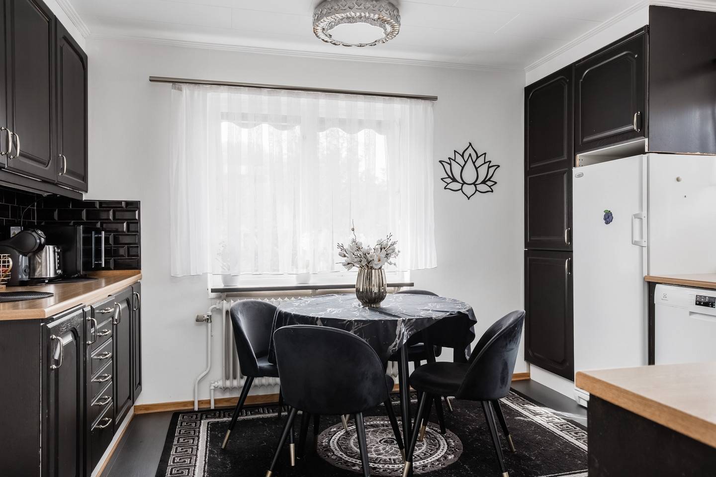 5 rum Villa på Södra Kungsvägen 27 Centrum Tidaholms kommun - bild 12