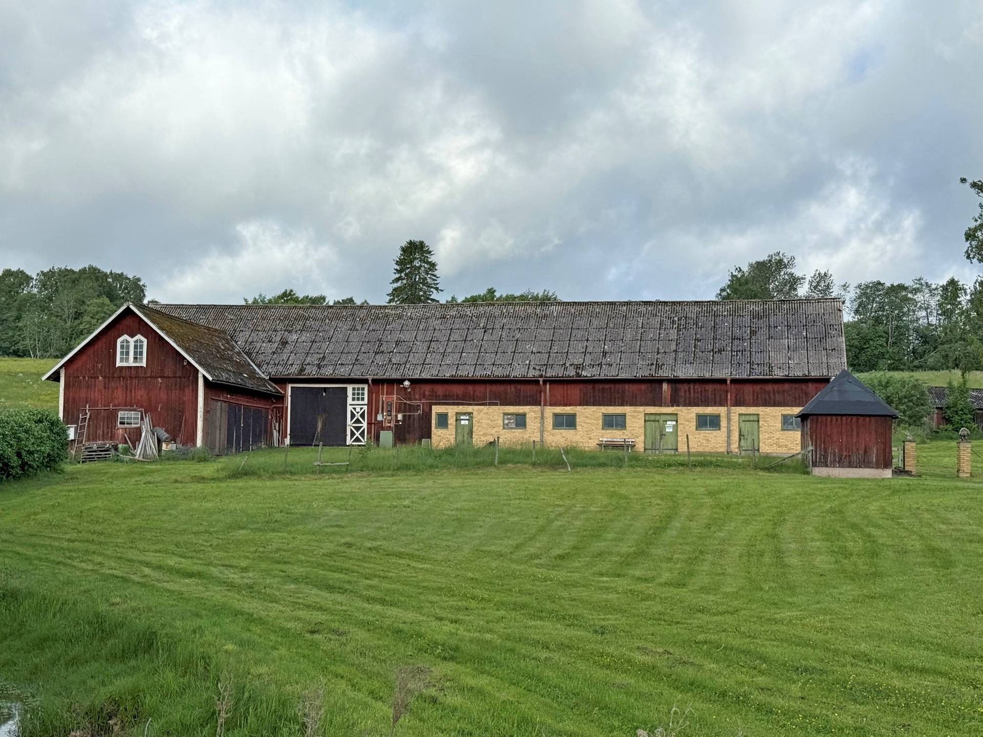 8 rum Gård med jordbruk på Ottravad Skattegården Tidaholms kommun - bild 26