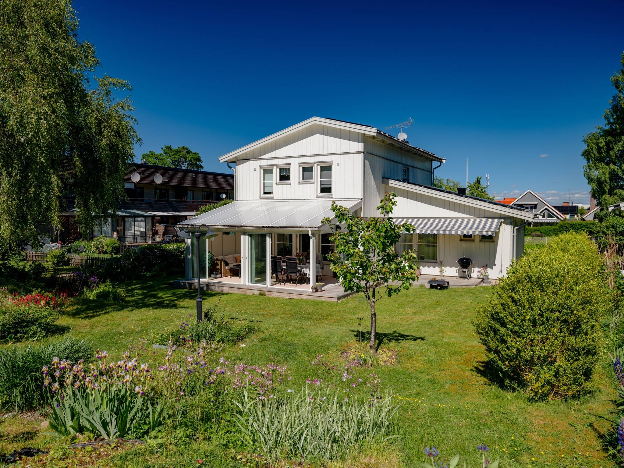 5 rum villa på Idunvägen 6C Odenslunda, Upplands Väsby kommun - bild 1