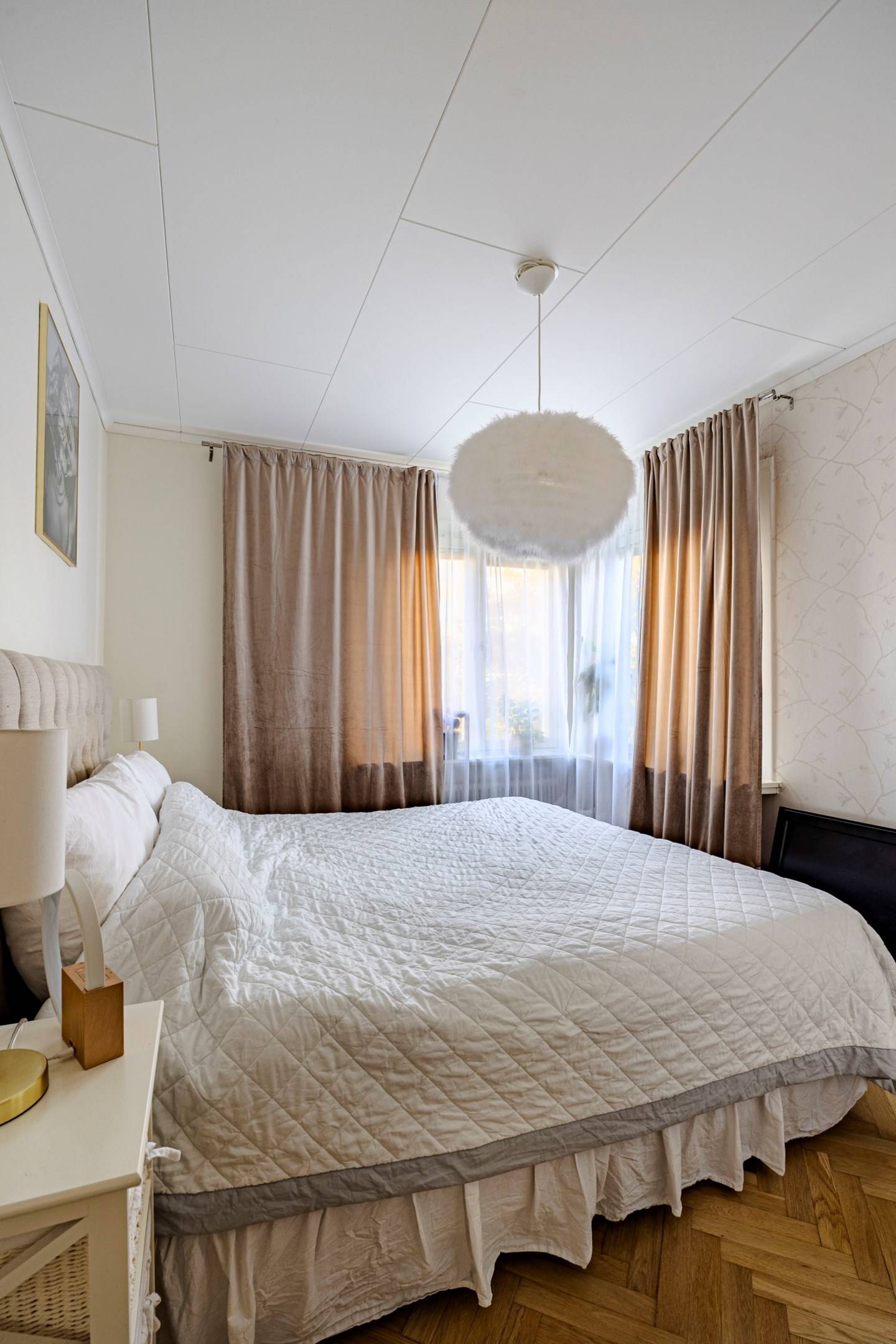 240 m² Villa på Vedbergsgatan 5 Djurgården Eskilstuna kommun - bild 13
