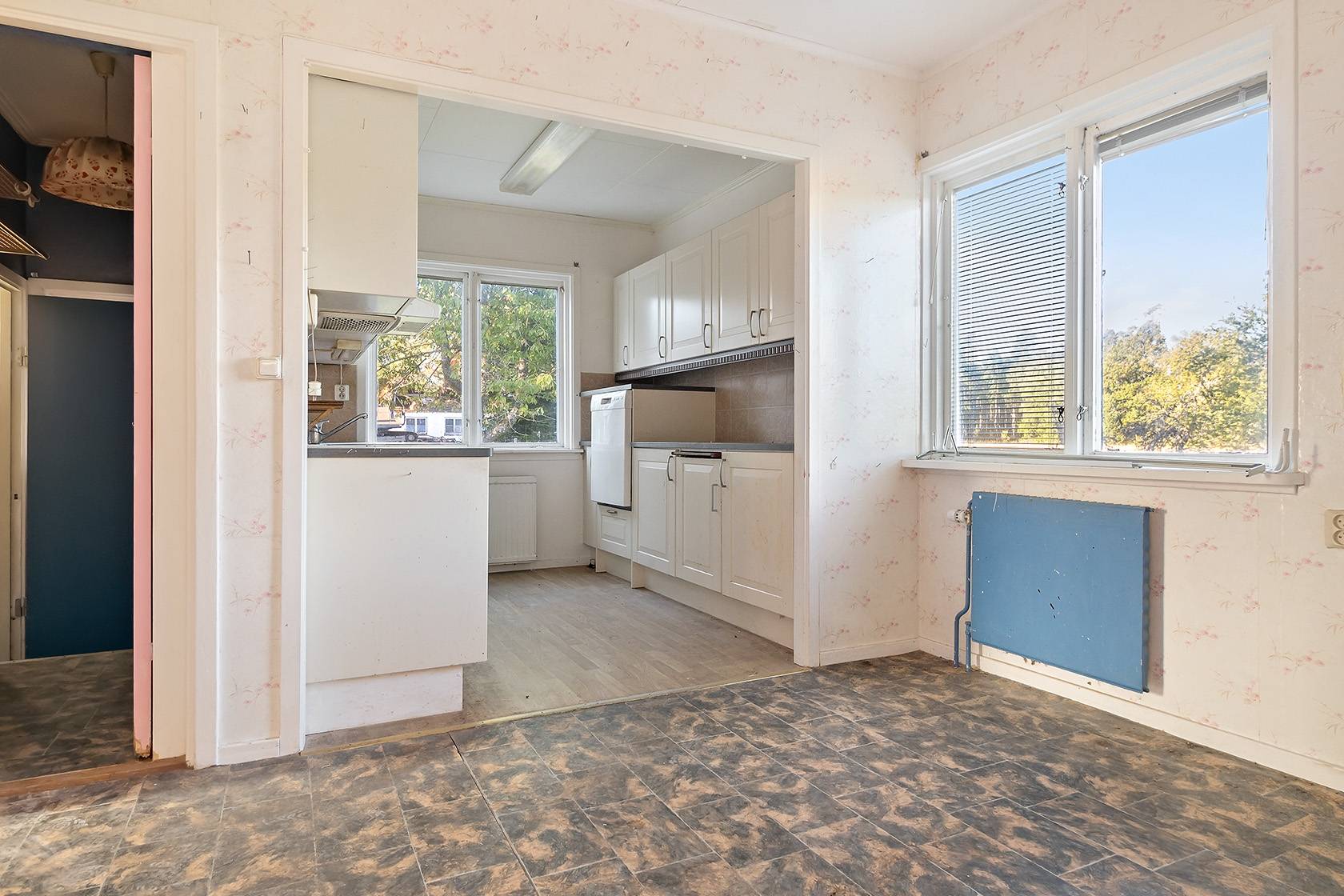 7 rum Gård utan jordbruk på Hultets gård Öresjö Trollhättans kommun - bild 19