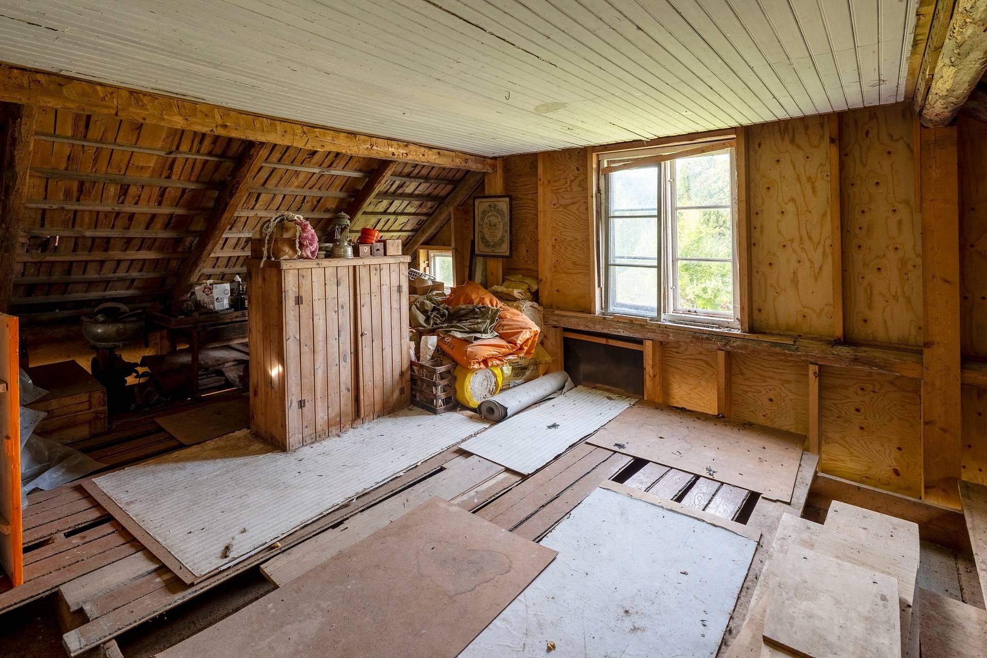 Gård med skogsbruk på Skogalund Lekebergs kommun - bild 12