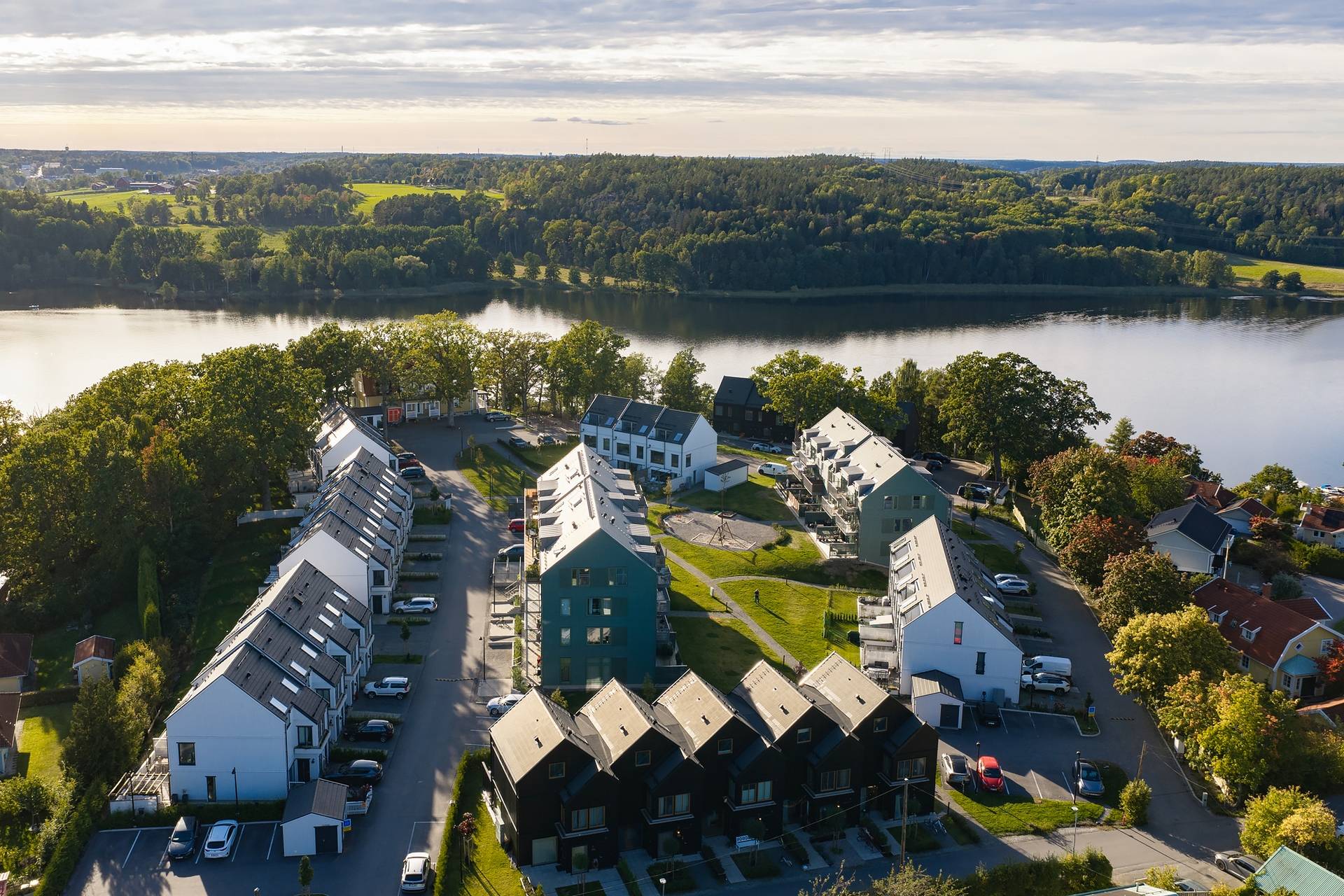 6 rum Par-/kedje-/radhus på Ulvsbergsvägen 15F Tullinge Strand Botkyrka kommun - bild 34