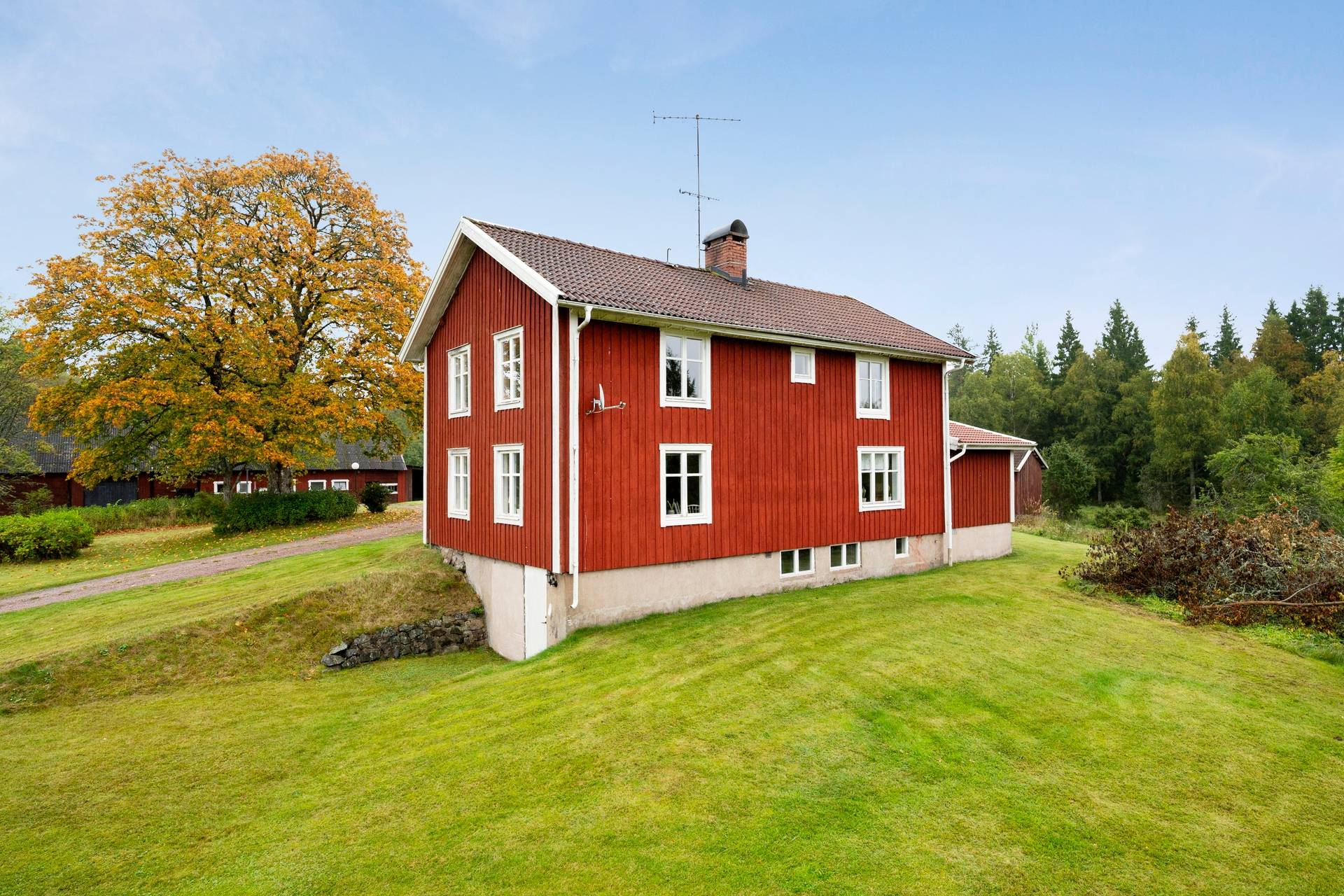 5 rum Gård med jordbruk på Linneberg 4 Uppvidinge kommun - bild 6