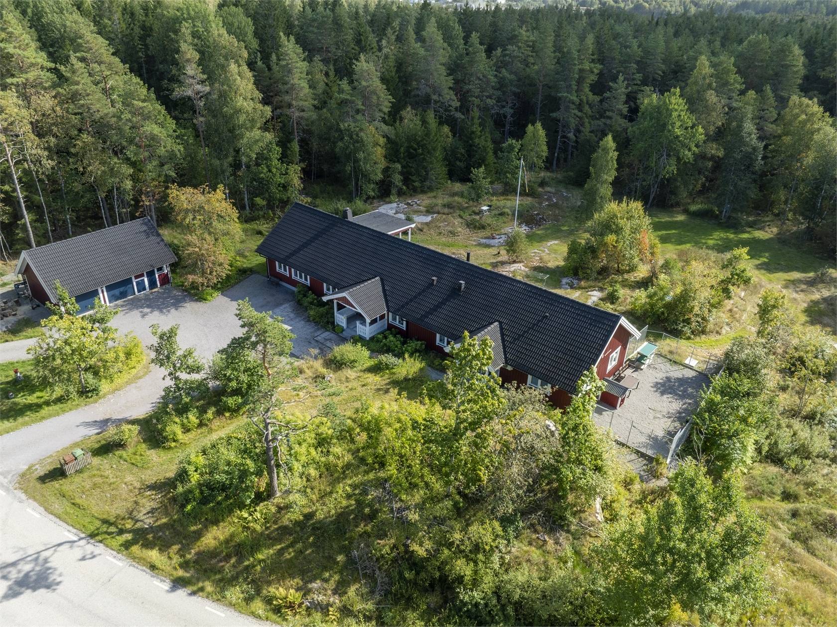 7 rum Villa på Näverdraget 305 Lantligt Vänersborgs kommun - bild 2