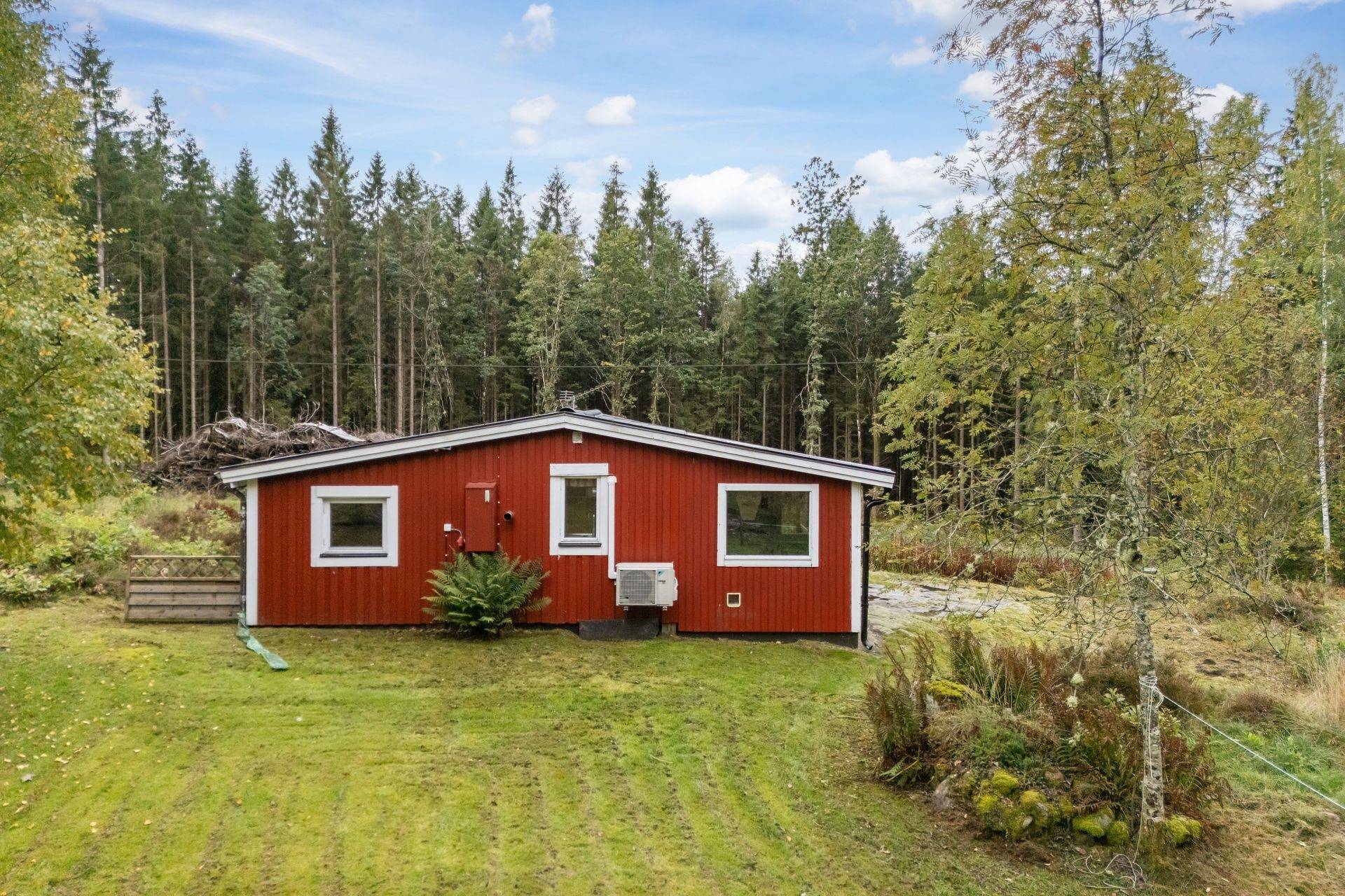 3 rum Vinterbonat fritidshus på Sund Mossen Örby Marks kommun - bild 7