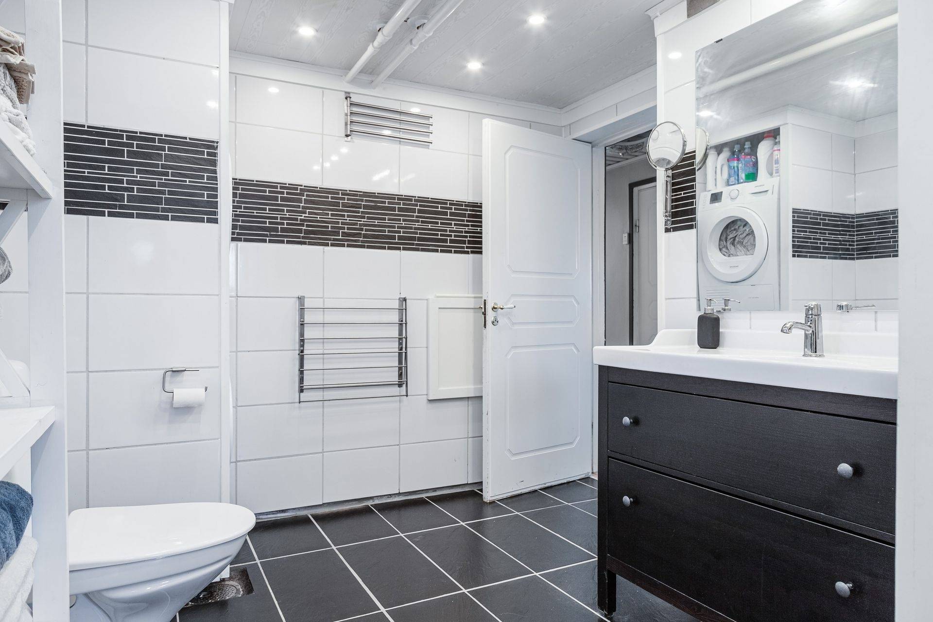 5 rum Villa på Klintgatan 8 Storebro Vimmerby kommun - bild 31