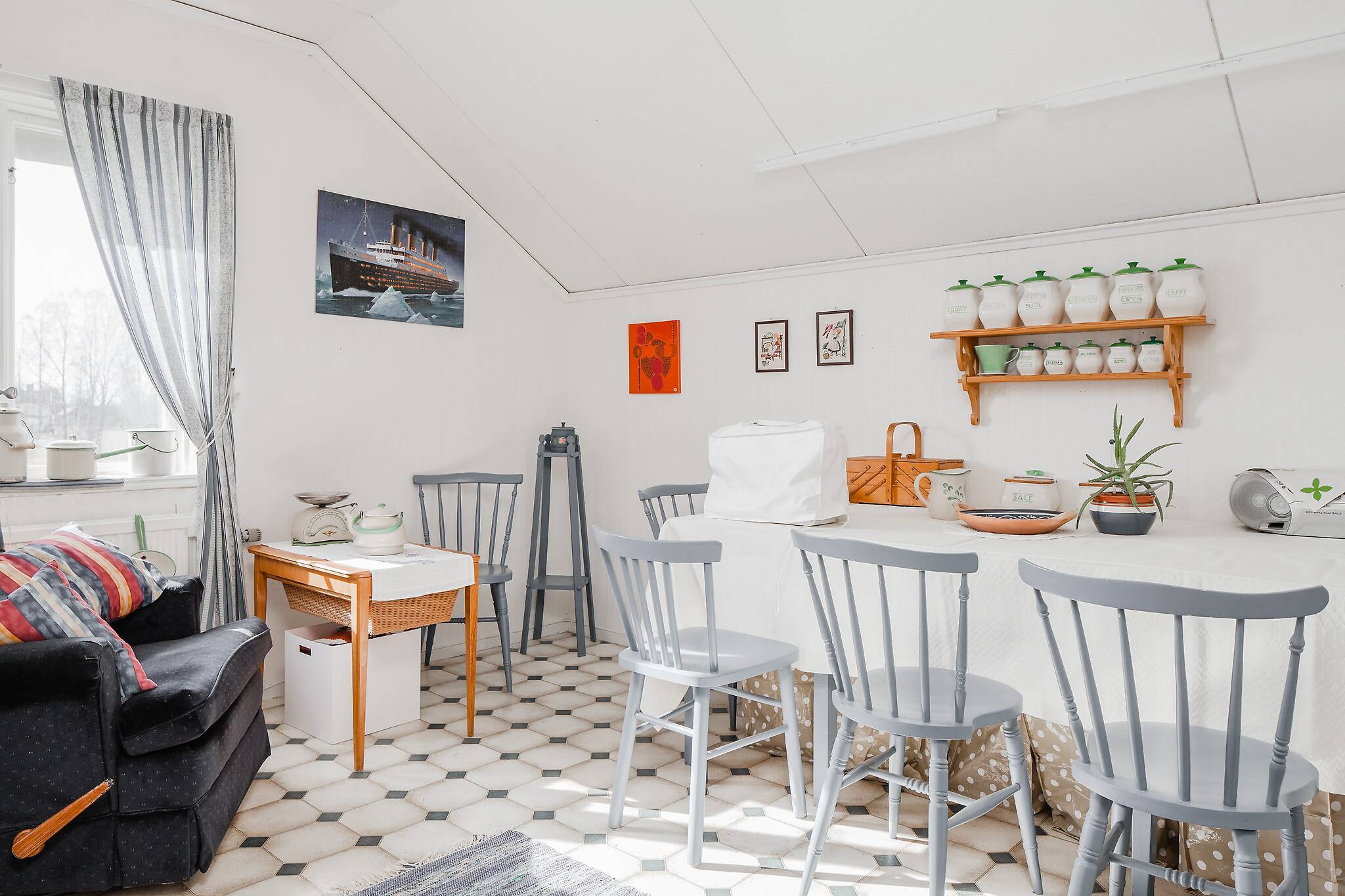 8 rum Villa på Slingvägen 6 Fagersanna Tibro kommun - bild 16