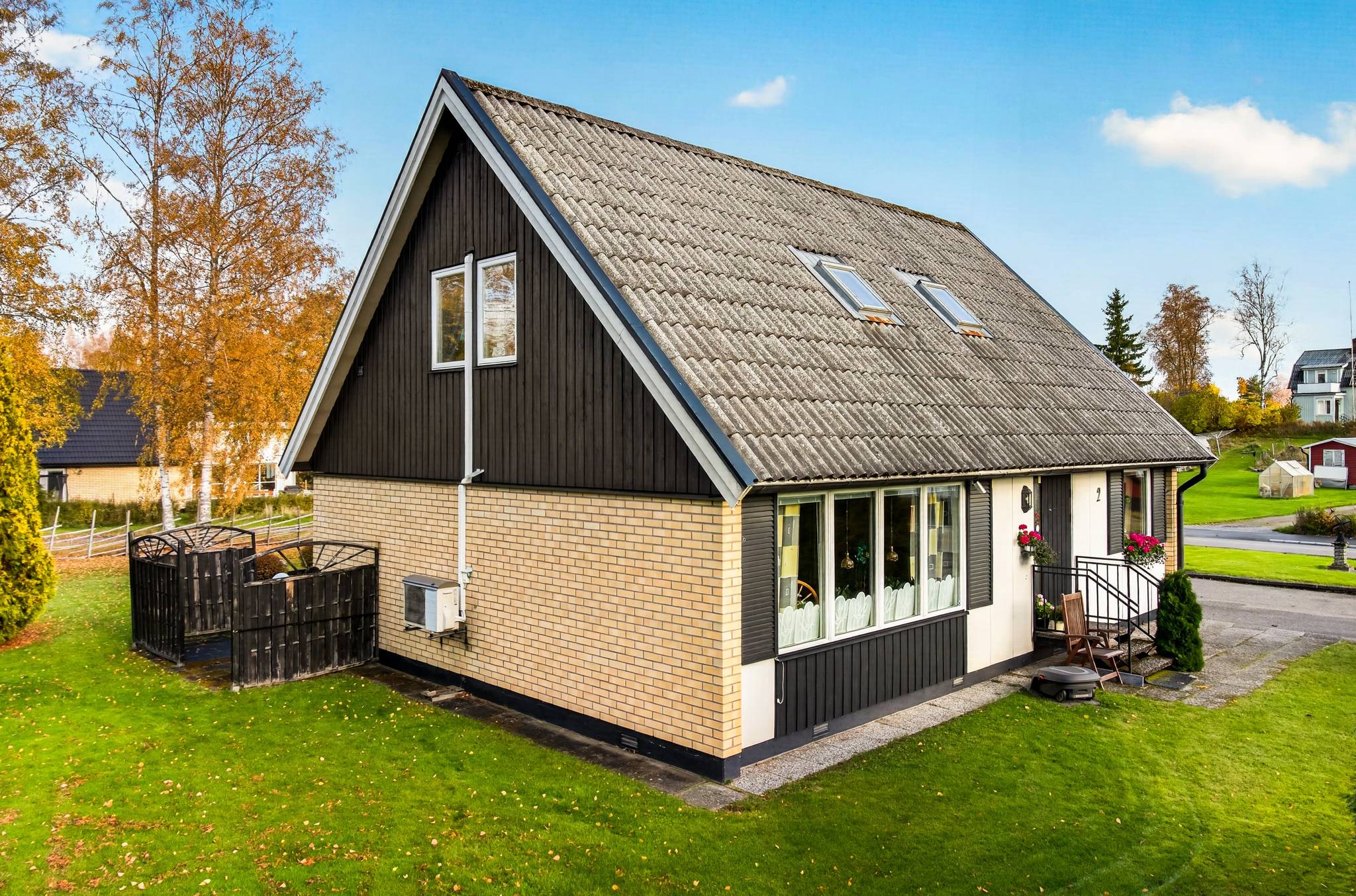 6 rum villa på Vallgatan 2 Strömtorp, Degerfors kommun - bild 2