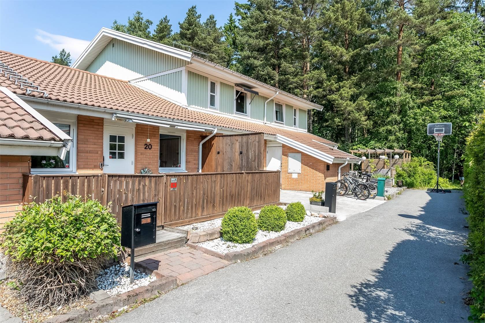 3 rum radhus på BISKOP BRASKS GRÄND 20 Stäket, Järfälla kommun - bild 5