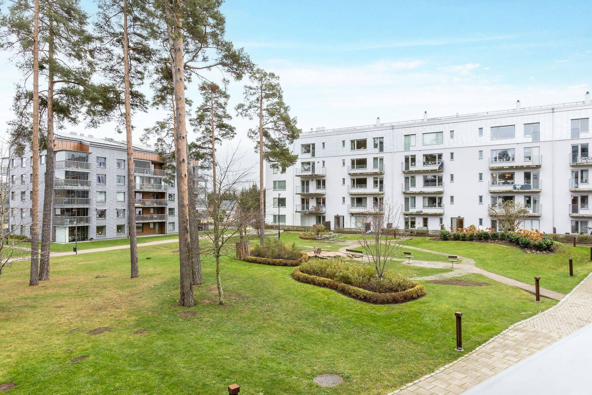 4 rum Lägenhet på Gullbergsgatan 6 Folkets Park/ Valla Linköpings kommun - bild 3