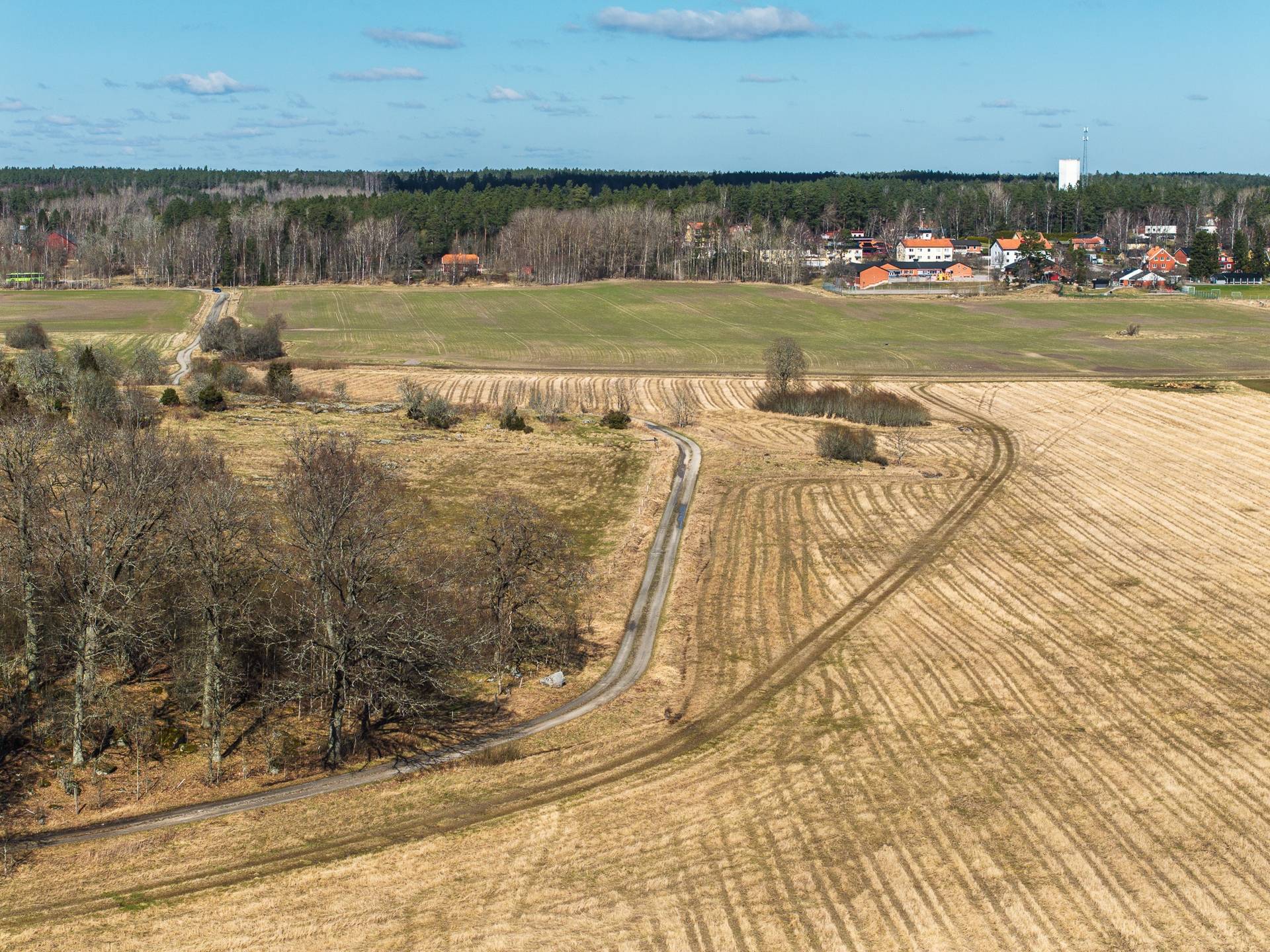 Gård med jordbruk på Hällberga marker Eskilstuna kommun - bild 13