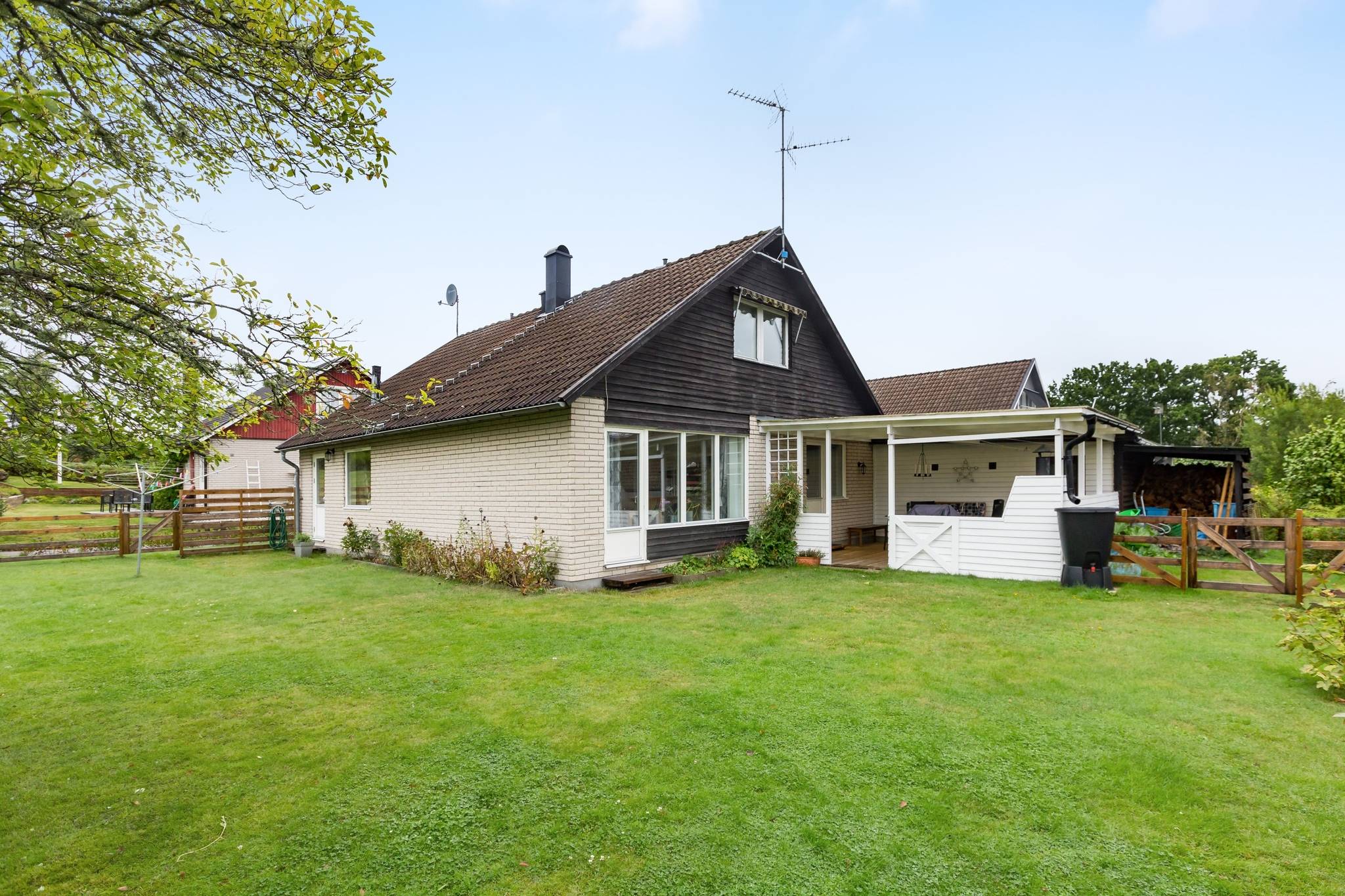 5 rum Villa på Hjortronvägen 9A Garpan Åtvidabergs kommun - bild 2
