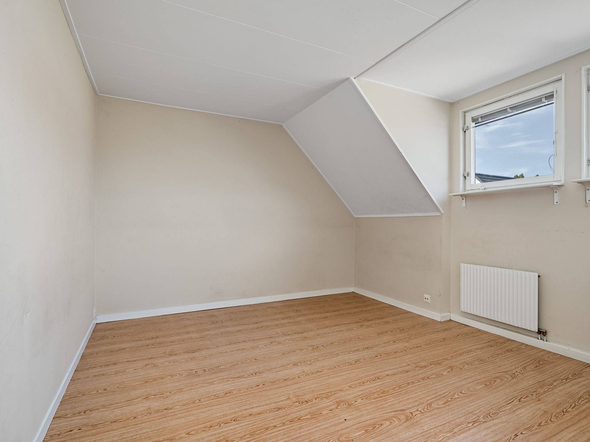 4 rum Parhus på Plåtverksgatan 46 Bäckby Västerås kommun - bild 13