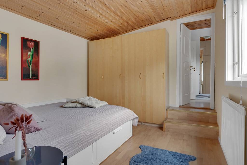 4 rum Vinterbonat fritidshus på Kung Sverres väg 11 Svanesund / Skogslyckan Orust kommun - bild 24