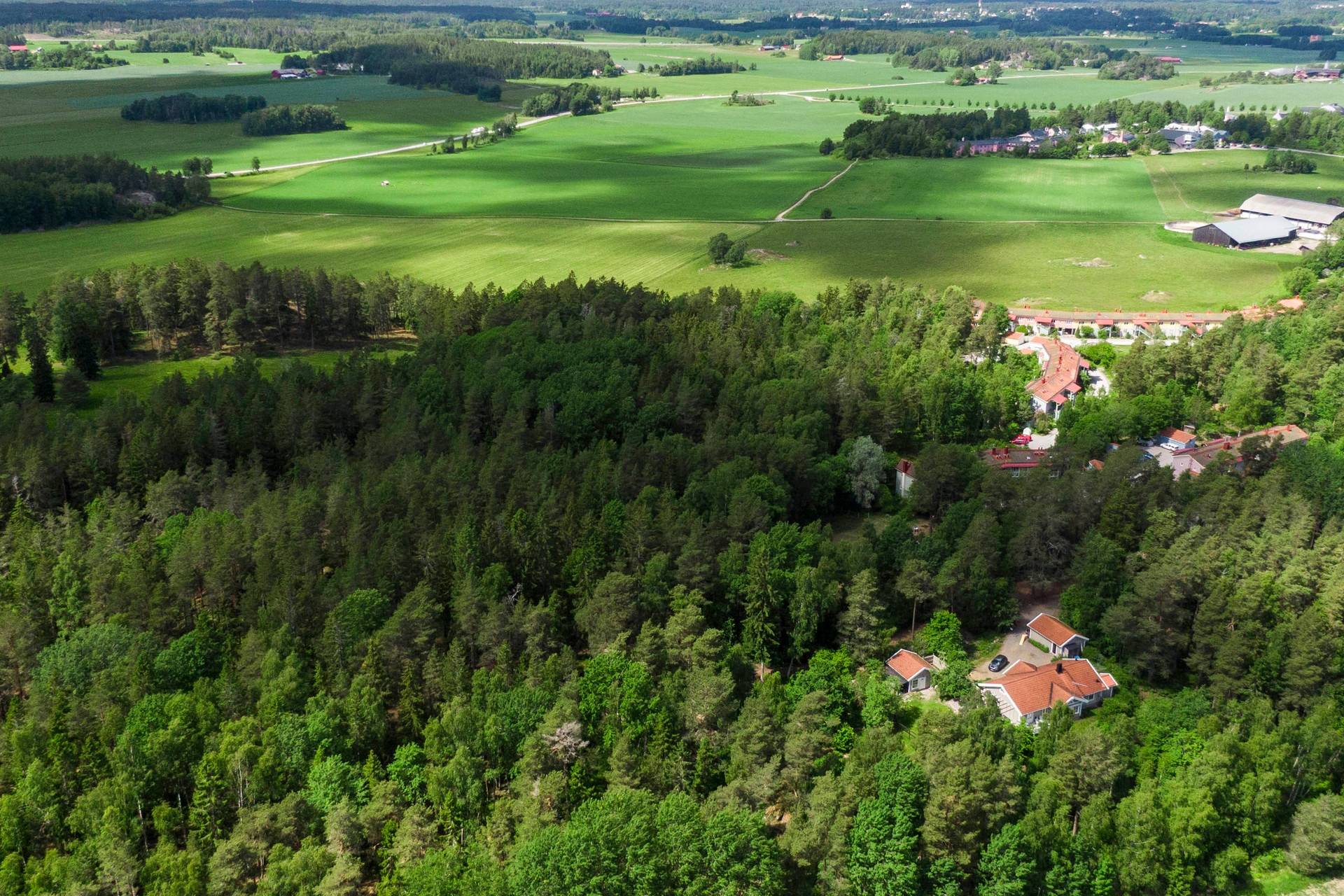 Gård/skog på SÖDERTÄLJE YTTERJÄRNA-NIBBLE 1:6 Järna/Nibble Södertälje kommun - bild 11