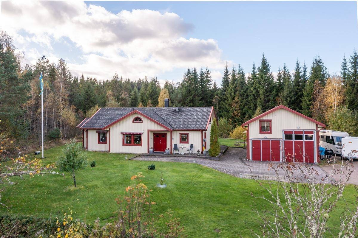 Hillared, Svenljunga kommun