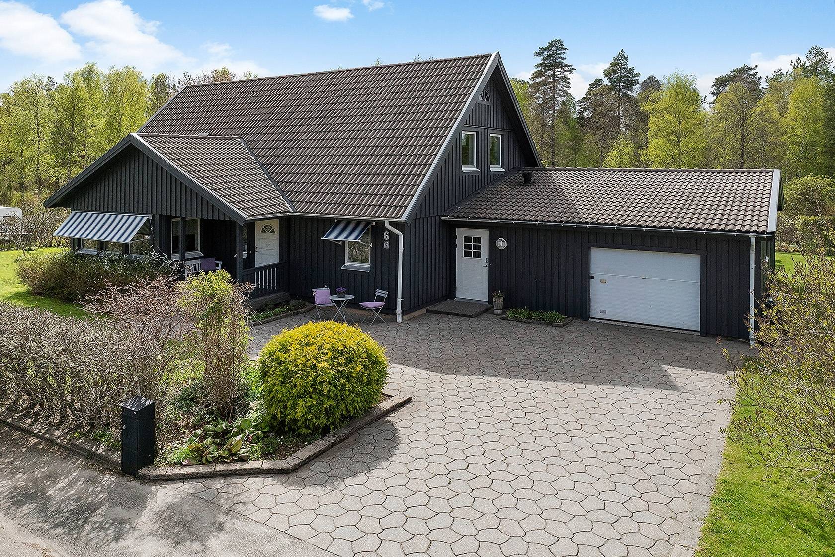 7 rum Villa på Furustigen 6 Centrala Herrljunga Herrljunga kommun - bild 2