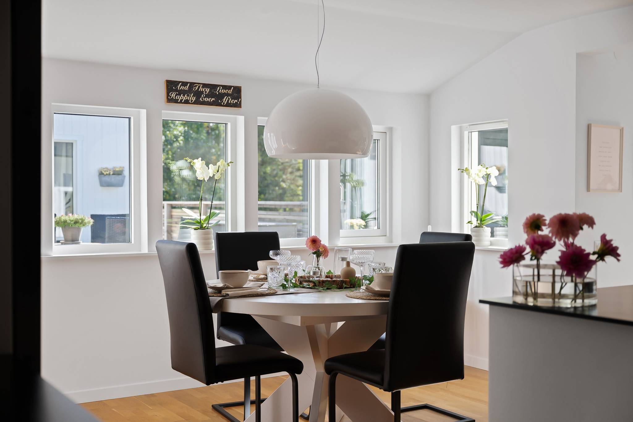 188 m² Villa på Cellovägen 1 Gudö Haninge kommun - bild 9