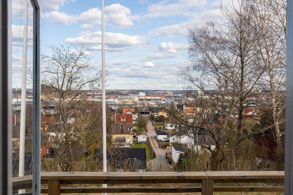 8 rum Villa på Klintåsgatan 2 Hisings Backa Göteborgs kommun - bild 18