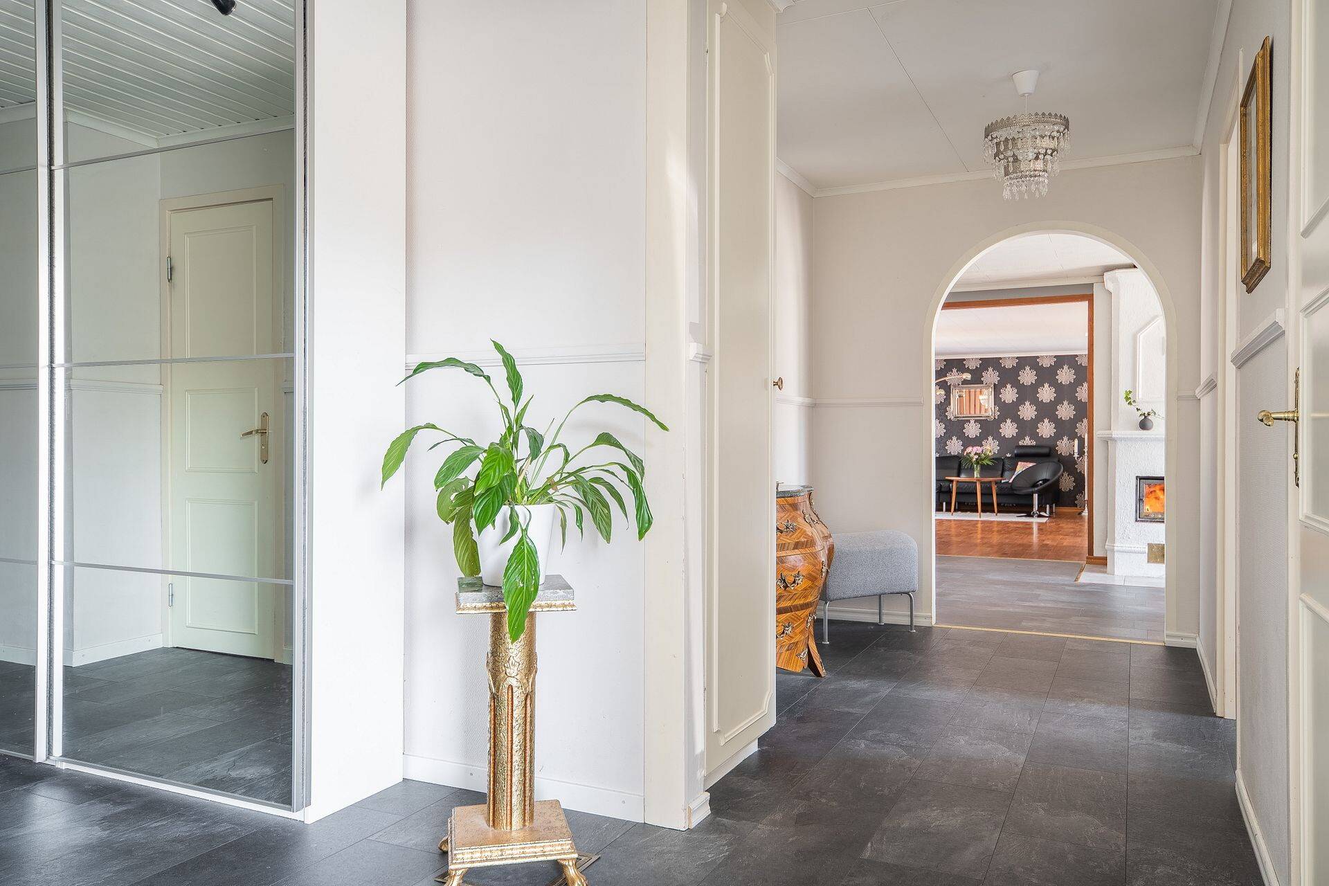 8 rum Villa på Tjärnmyrvägen 16 Domsjö Örnsköldsviks kommun - bild 7