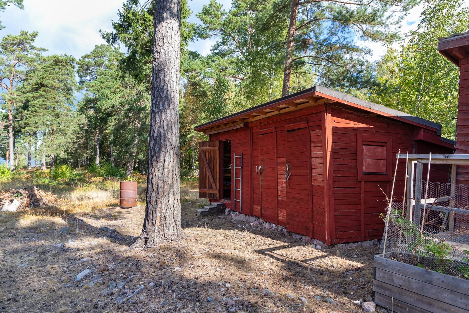 5 rum Vinterbonat fritidshus på Rösvägen 20 Yxlan - Kolsvik Norrtälje kommun - bild 34