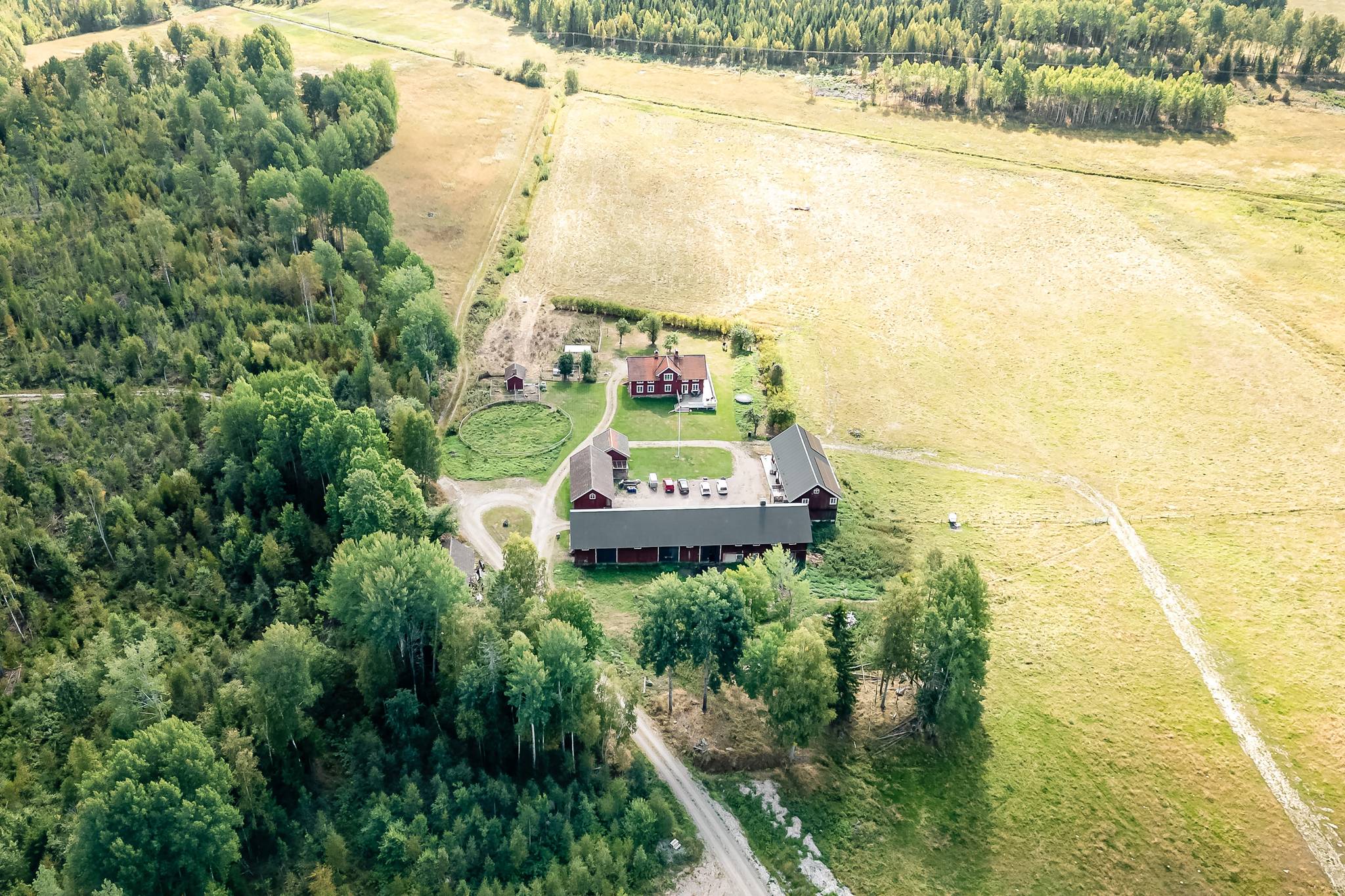 8 rum Gård med jordbruk på Bår Mats-Pers 100 Möklinta Sala kommun - bild 36