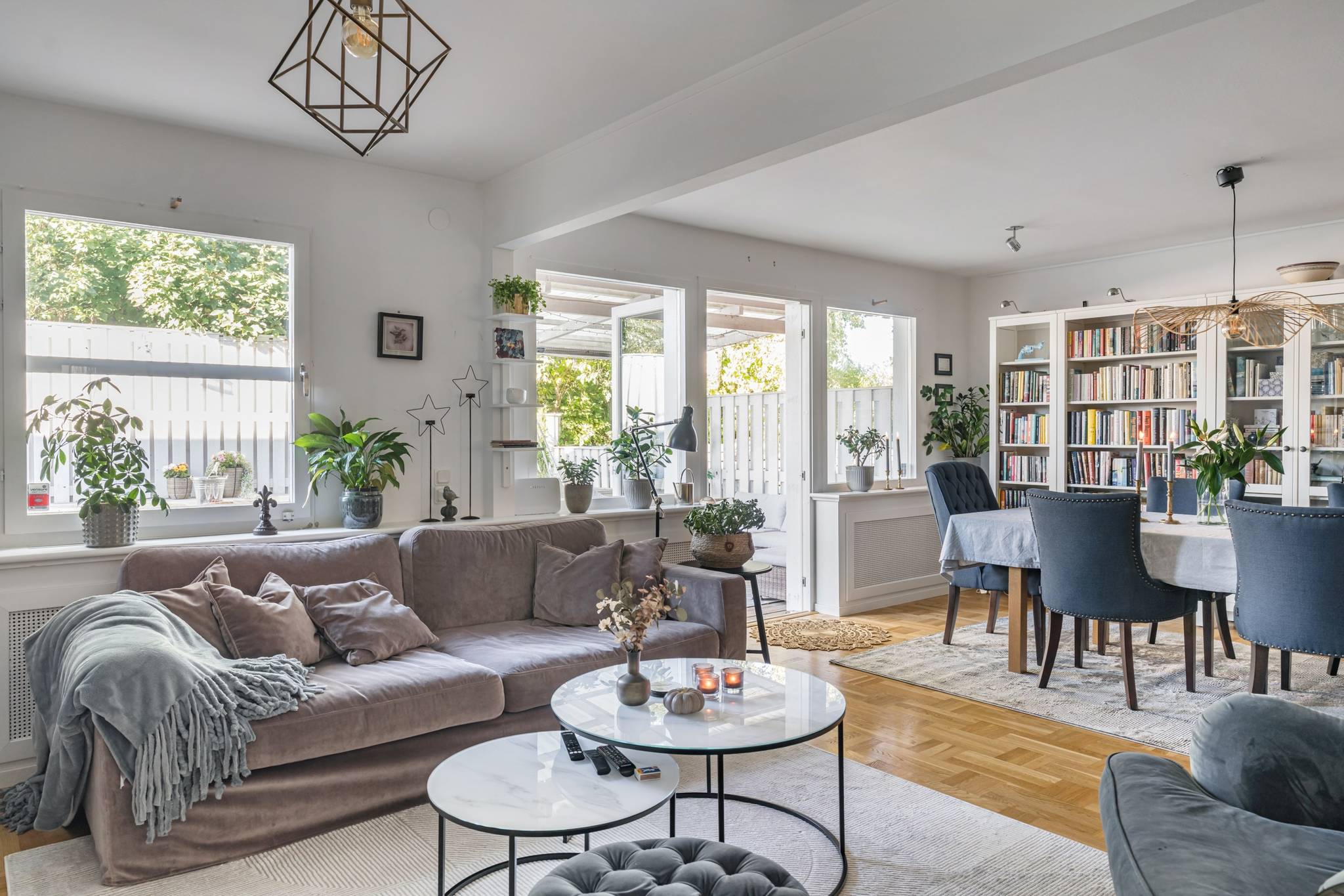 5 rum Parhus på KIDVÄGEN 8 VISINGE Täby kommun - bild 9