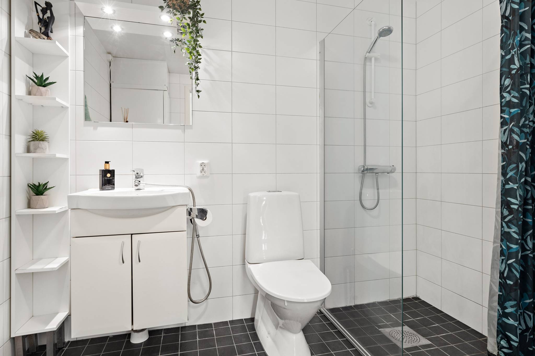 4 rum Lägenhet på Oddegatan 10, våning 6 Kista Gård Stockholms kommun - bild 6