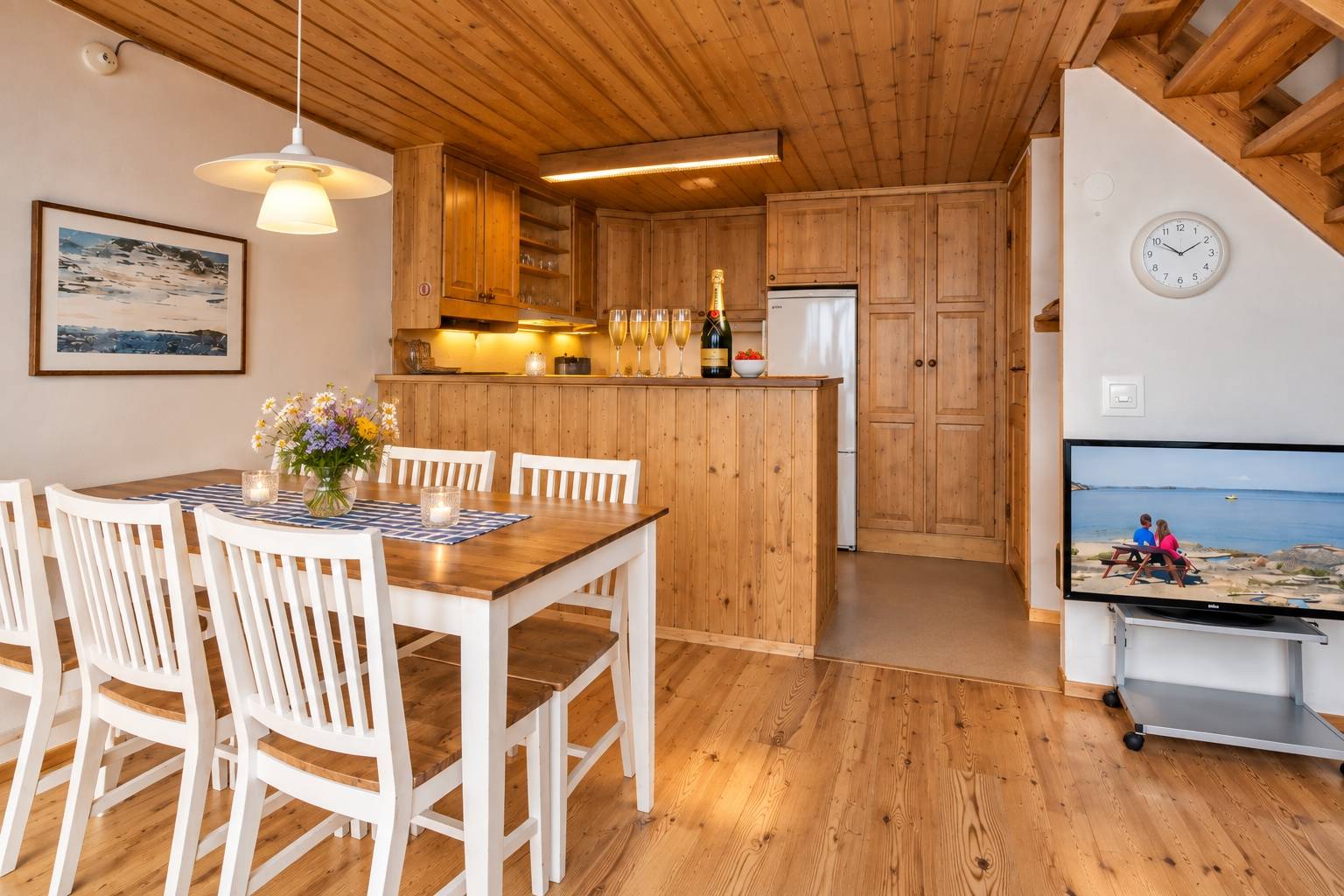 3 rum Fritidshus på Brf. Capri, Caprivägen 63. Vecka 28 + Bonusvecka. Hus 9. STRÖMSTAD Capri, Strömstad västkusten Strömstads kommun - bild 3